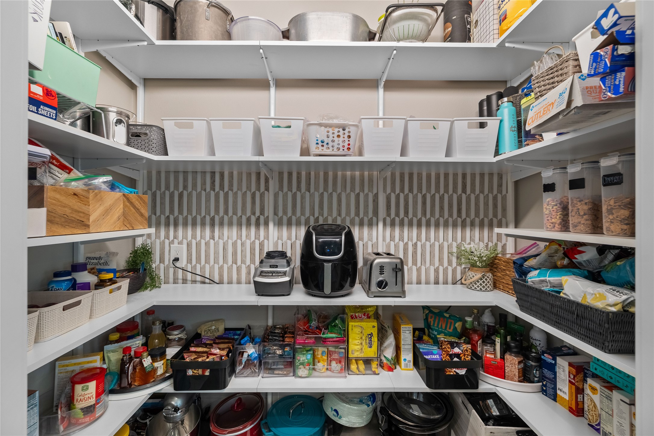 2909 SW Pleasant Street