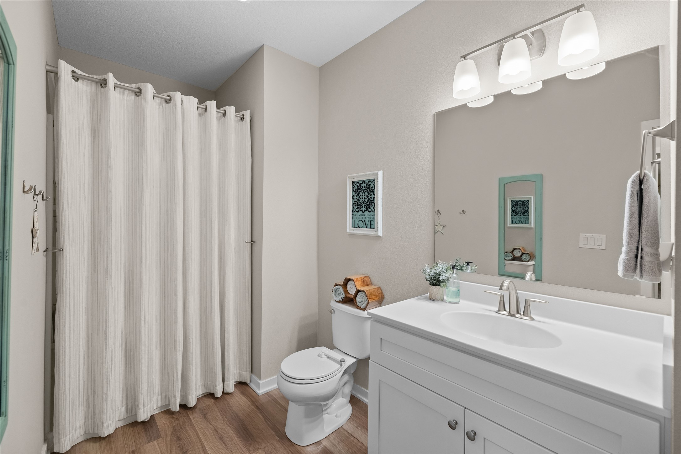 2909 SW Pleasant Street