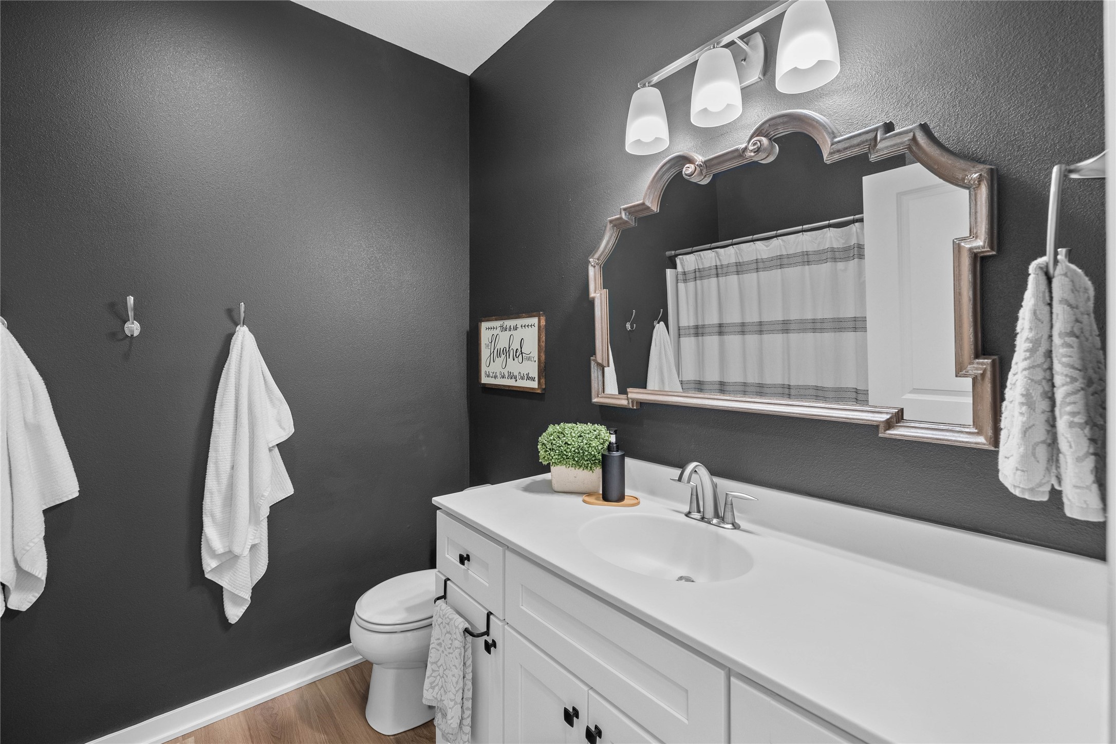 2909 SW Pleasant Street