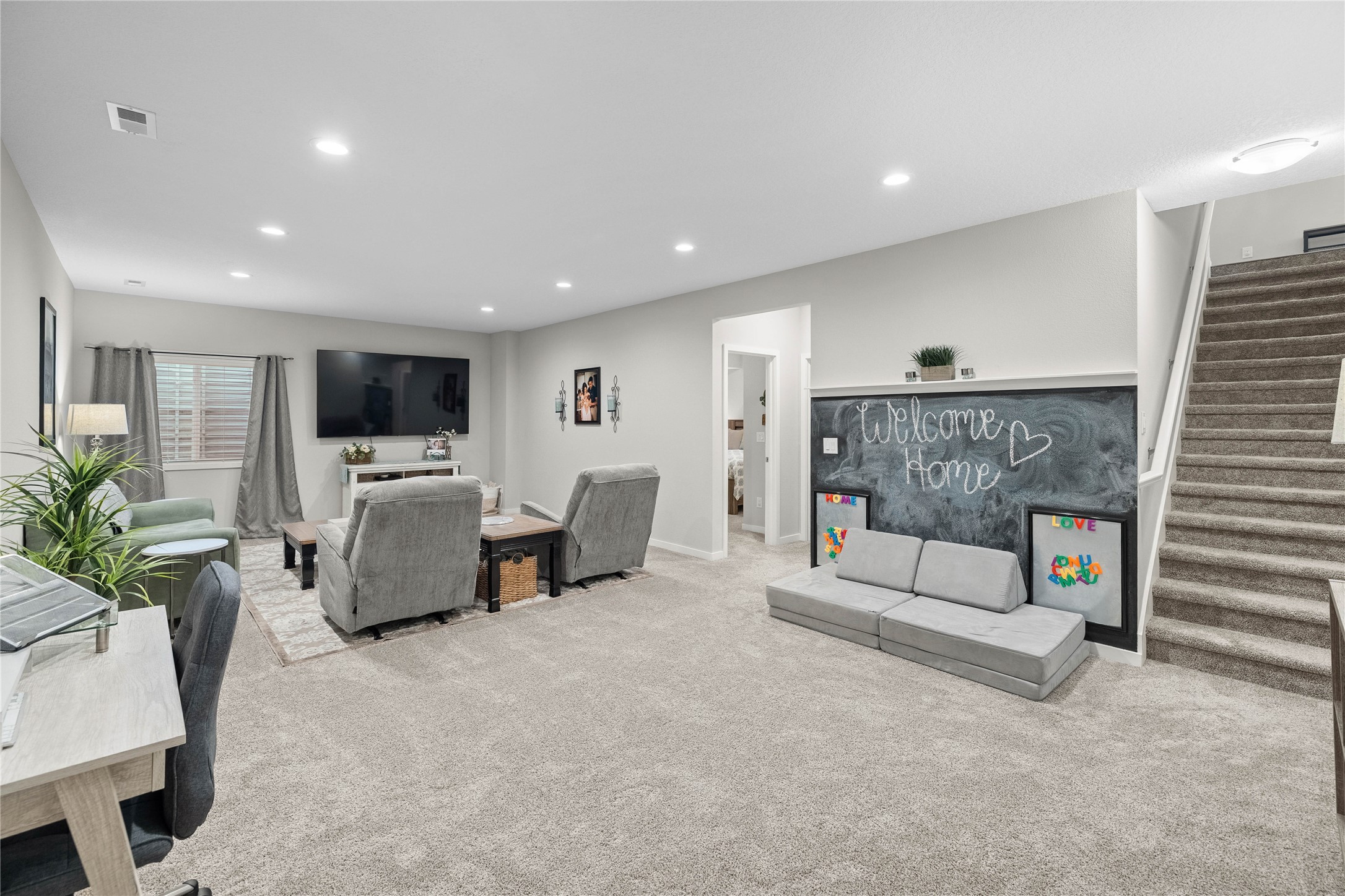 2909 SW Pleasant Street