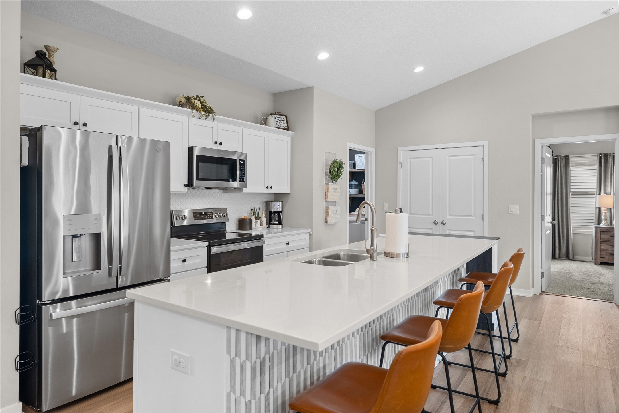 2909 SW Pleasant Street