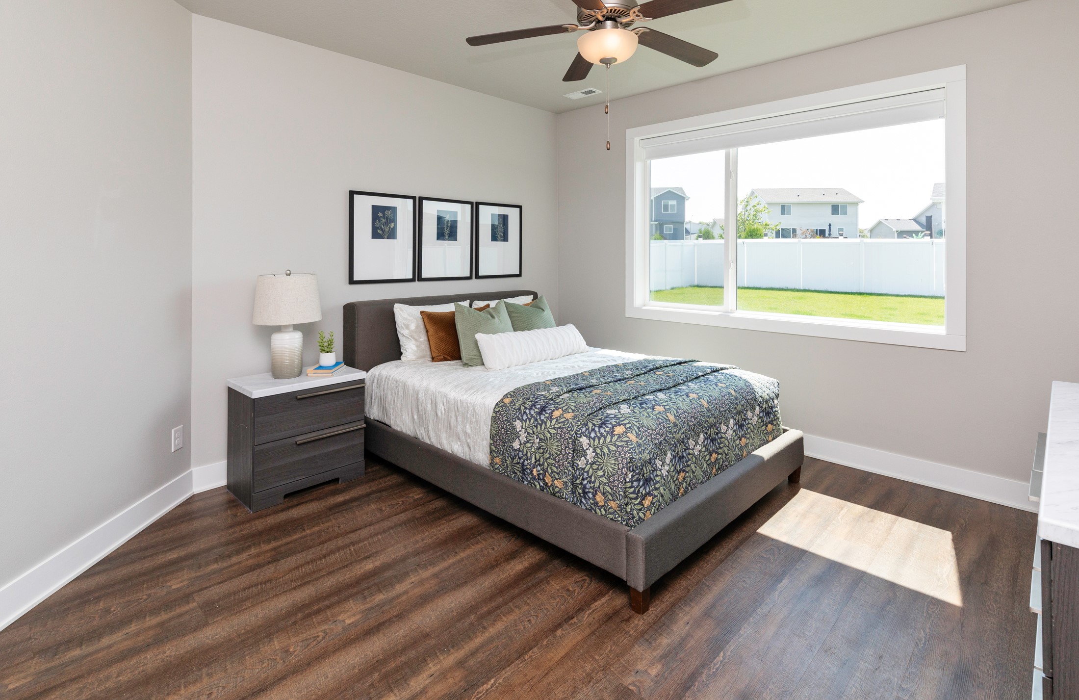 315 NW Gracewood Drive