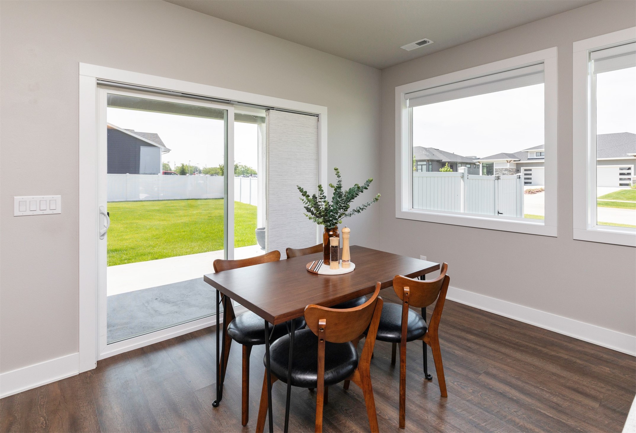 315 NW Gracewood Drive