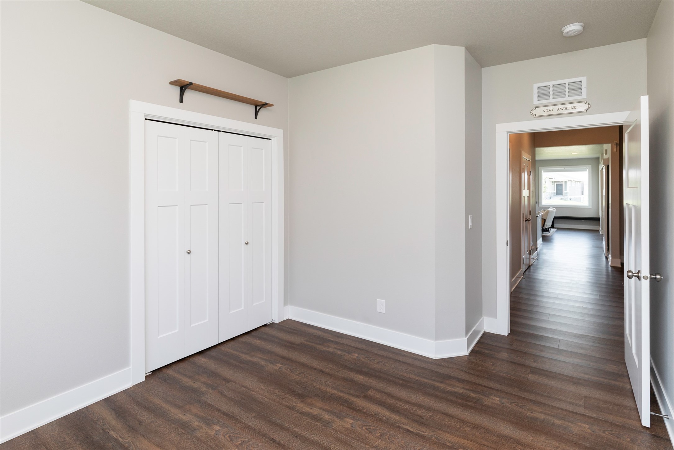 315 NW Gracewood Drive