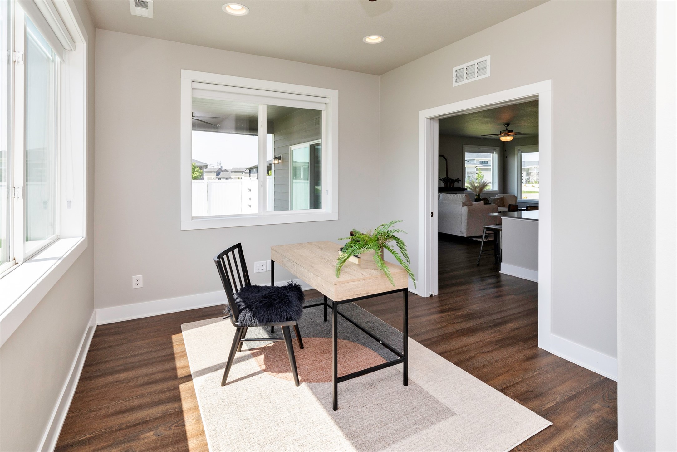 315 NW Gracewood Drive