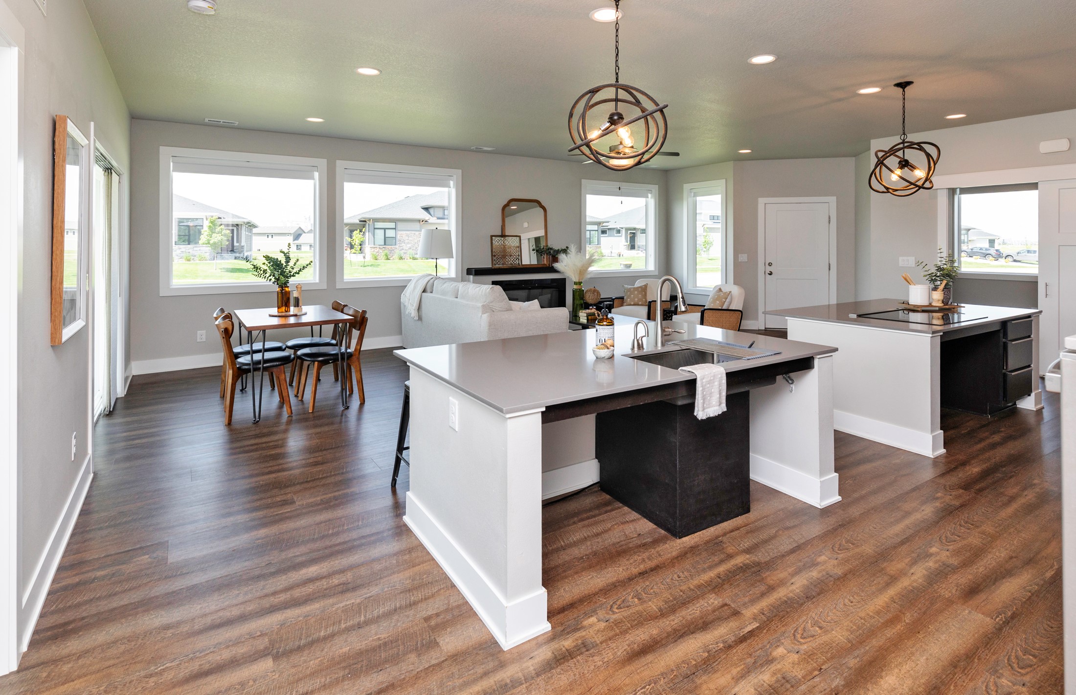 315 NW Gracewood Drive