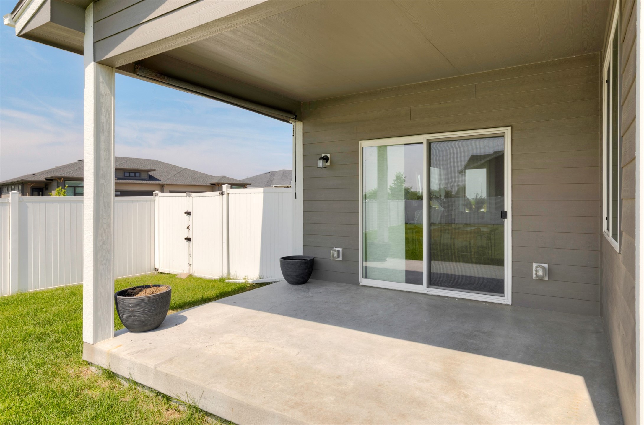 315 NW Gracewood Drive