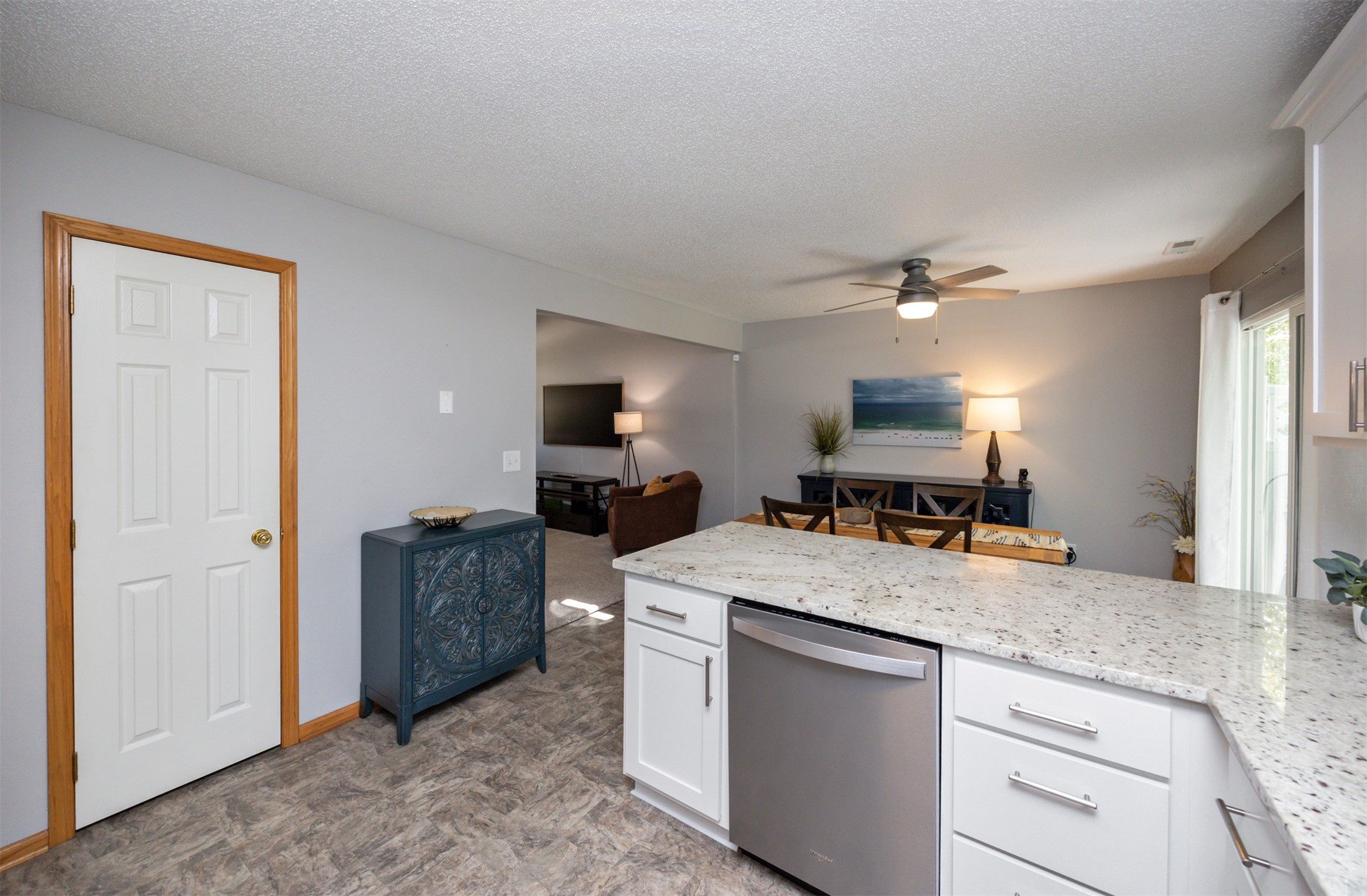 1121 NW Prairie Ridge Drive