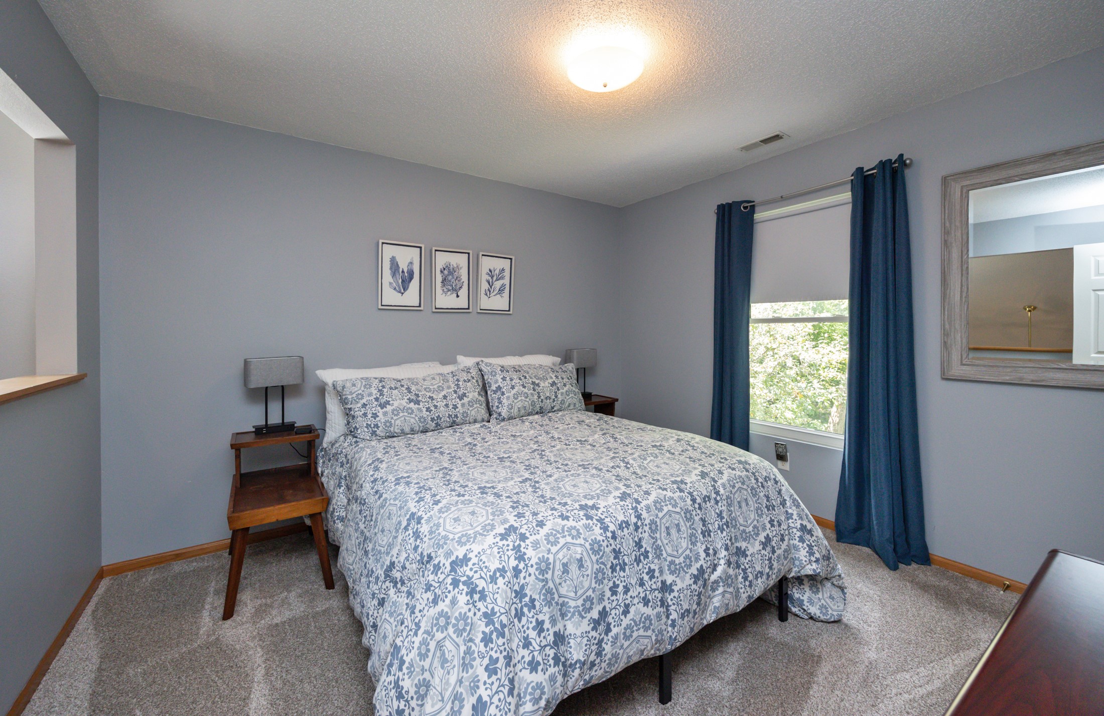 1121 NW Prairie Ridge Drive