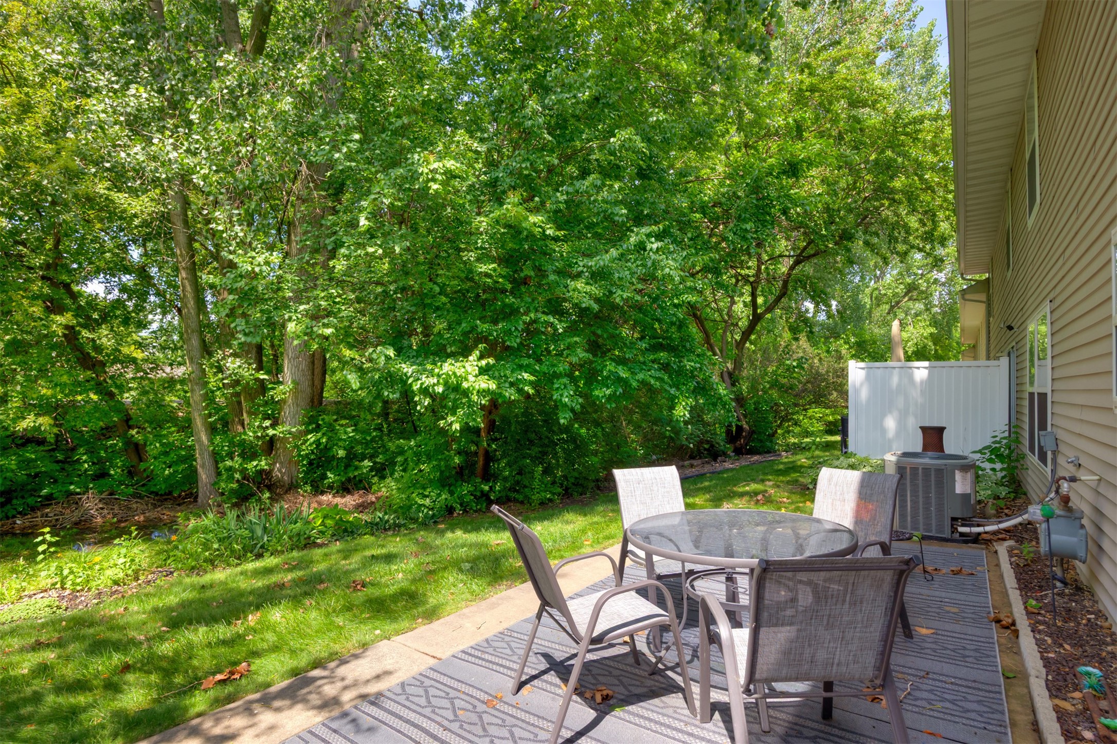 1121 NW Prairie Ridge Drive