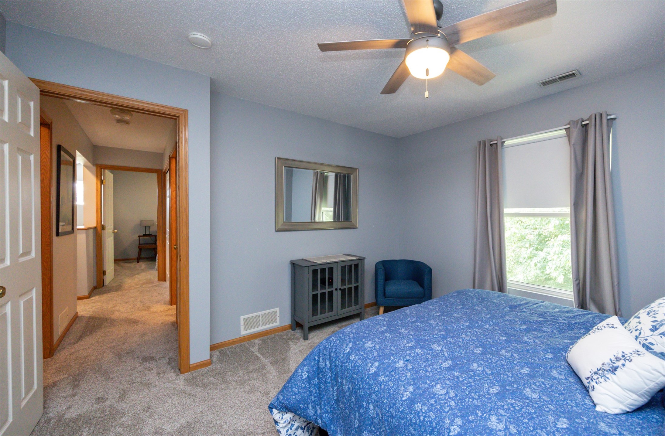 1121 NW Prairie Ridge Drive