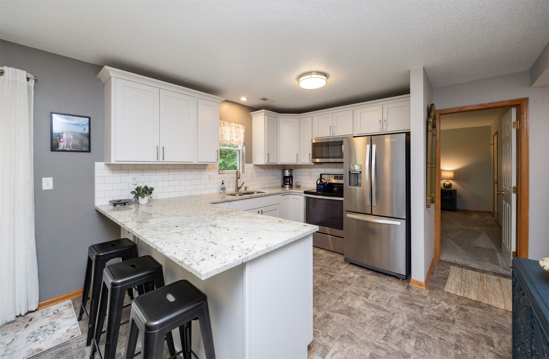 1121 NW Prairie Ridge Drive