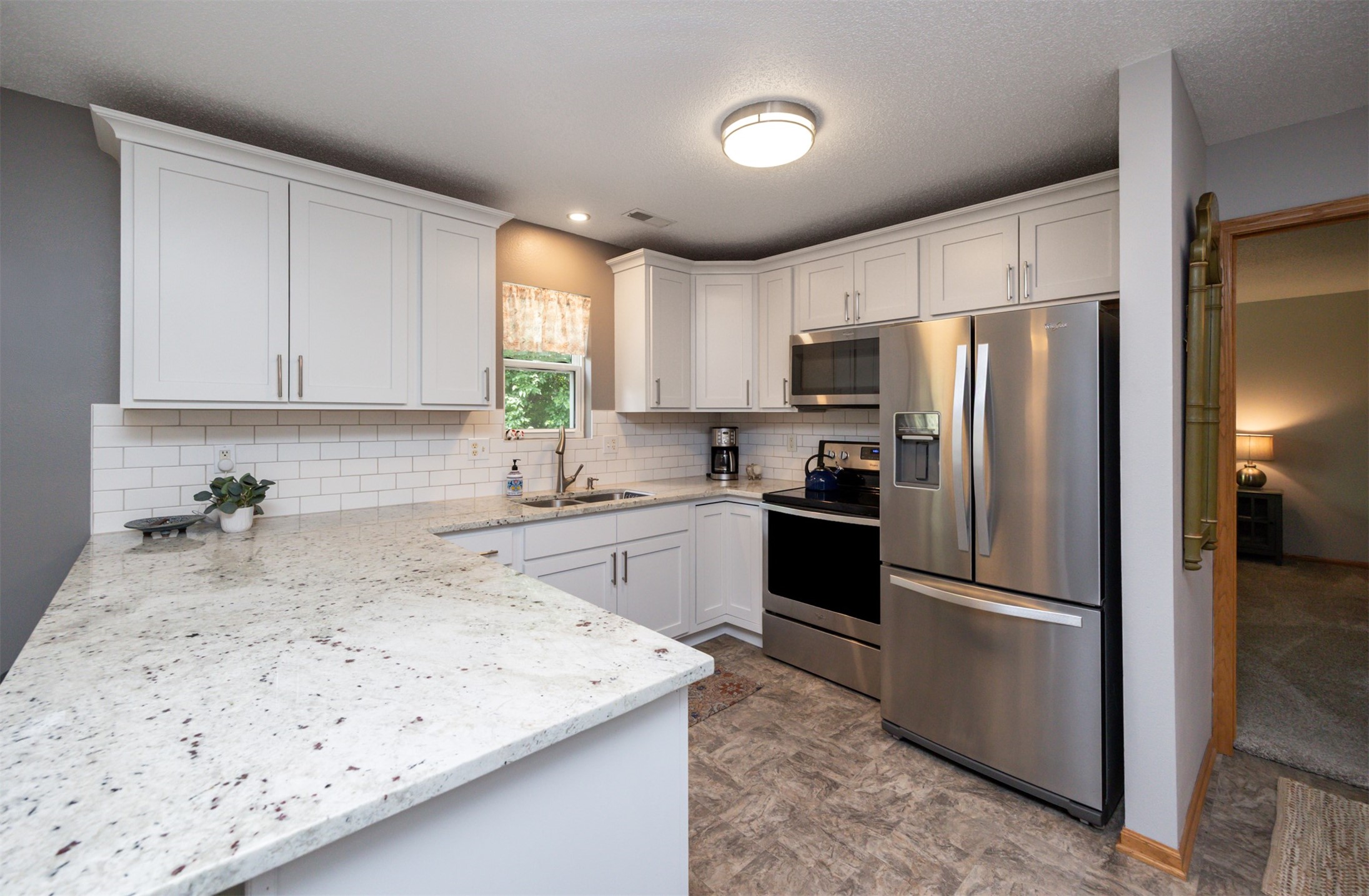 1121 NW Prairie Ridge Drive