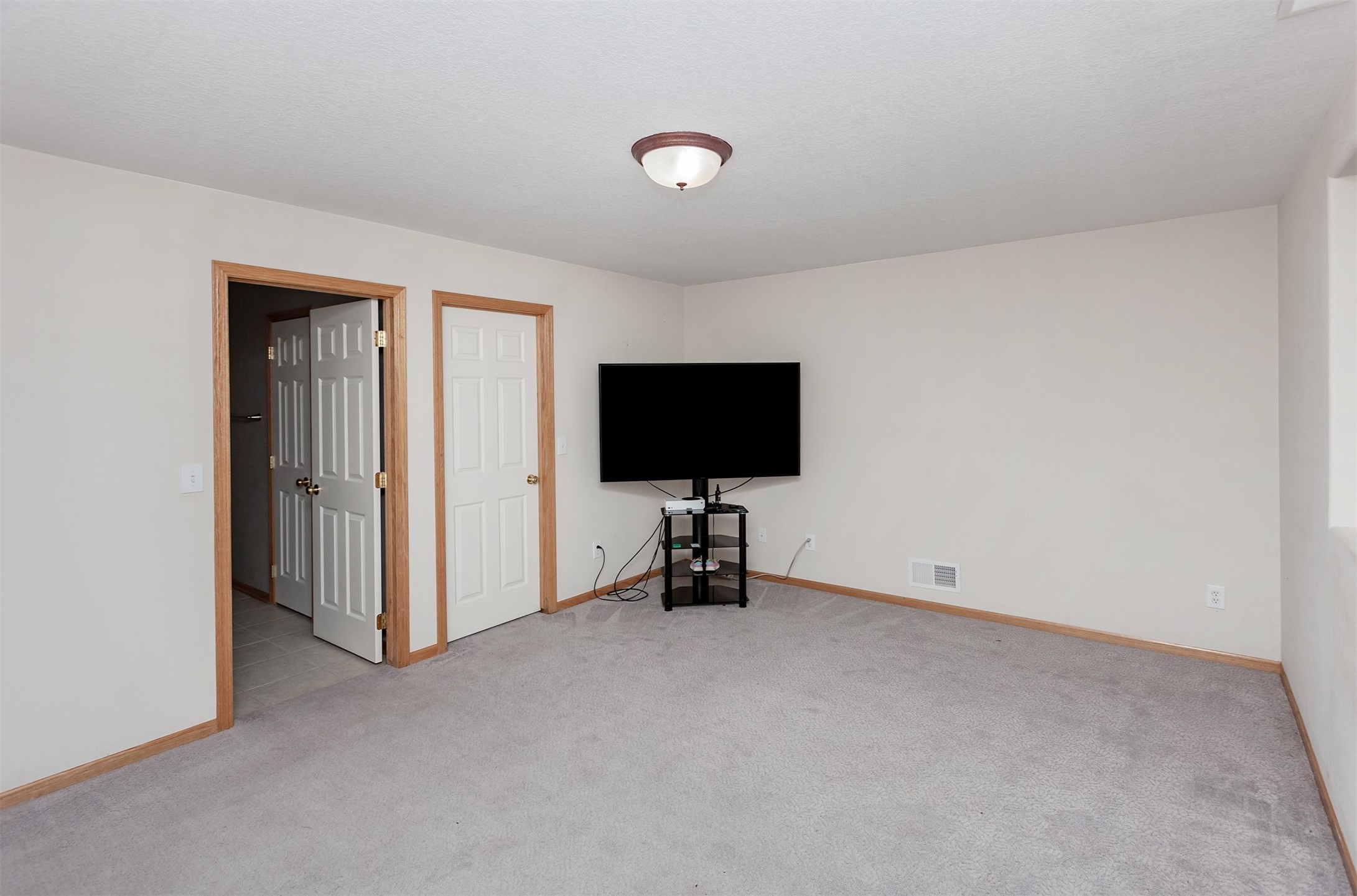 916 NW 21st Court