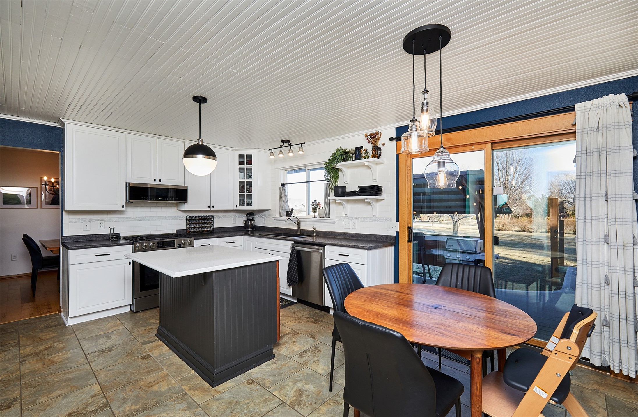 2445 NE 80th Street