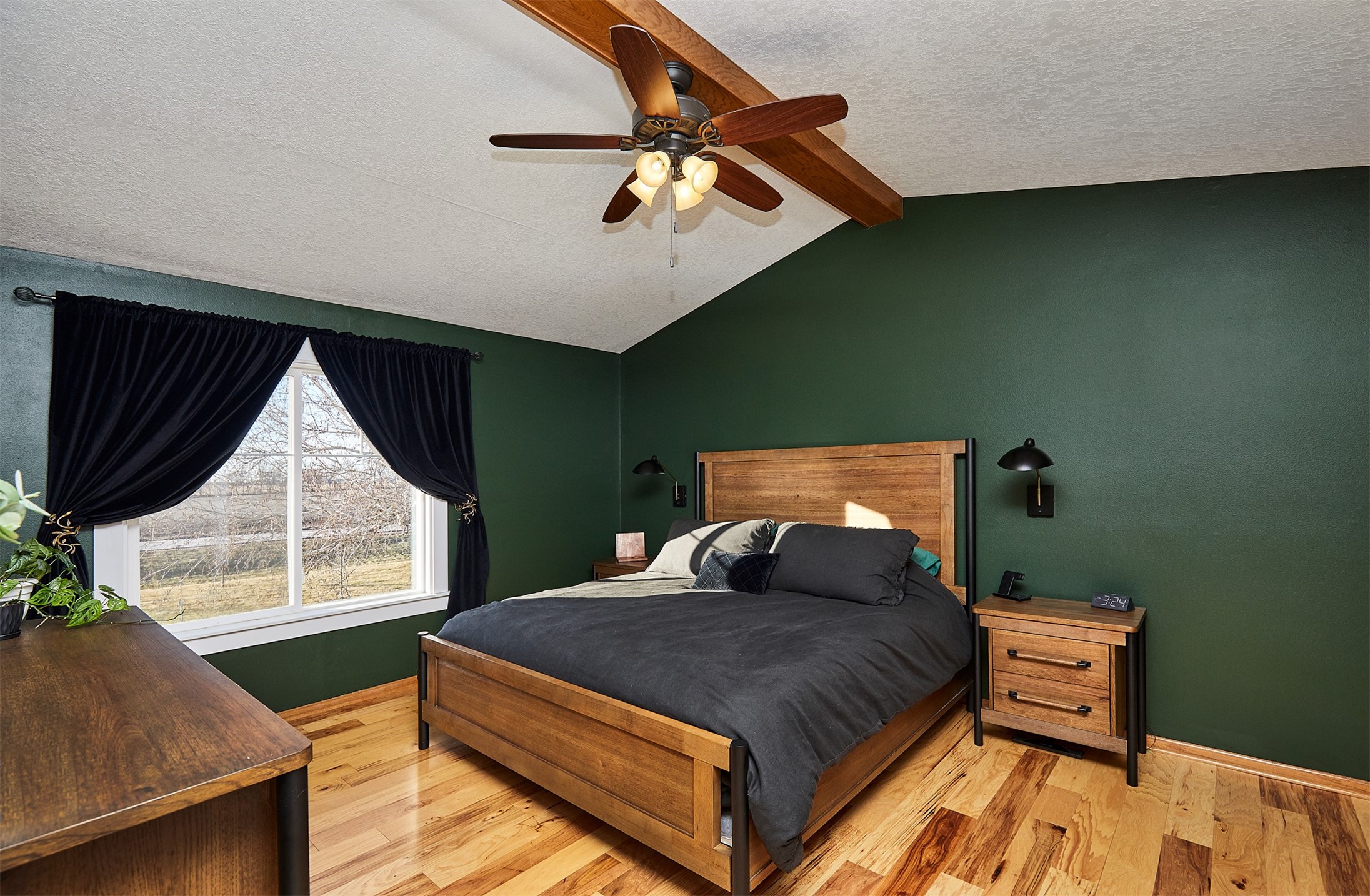 2445 NE 80th Street