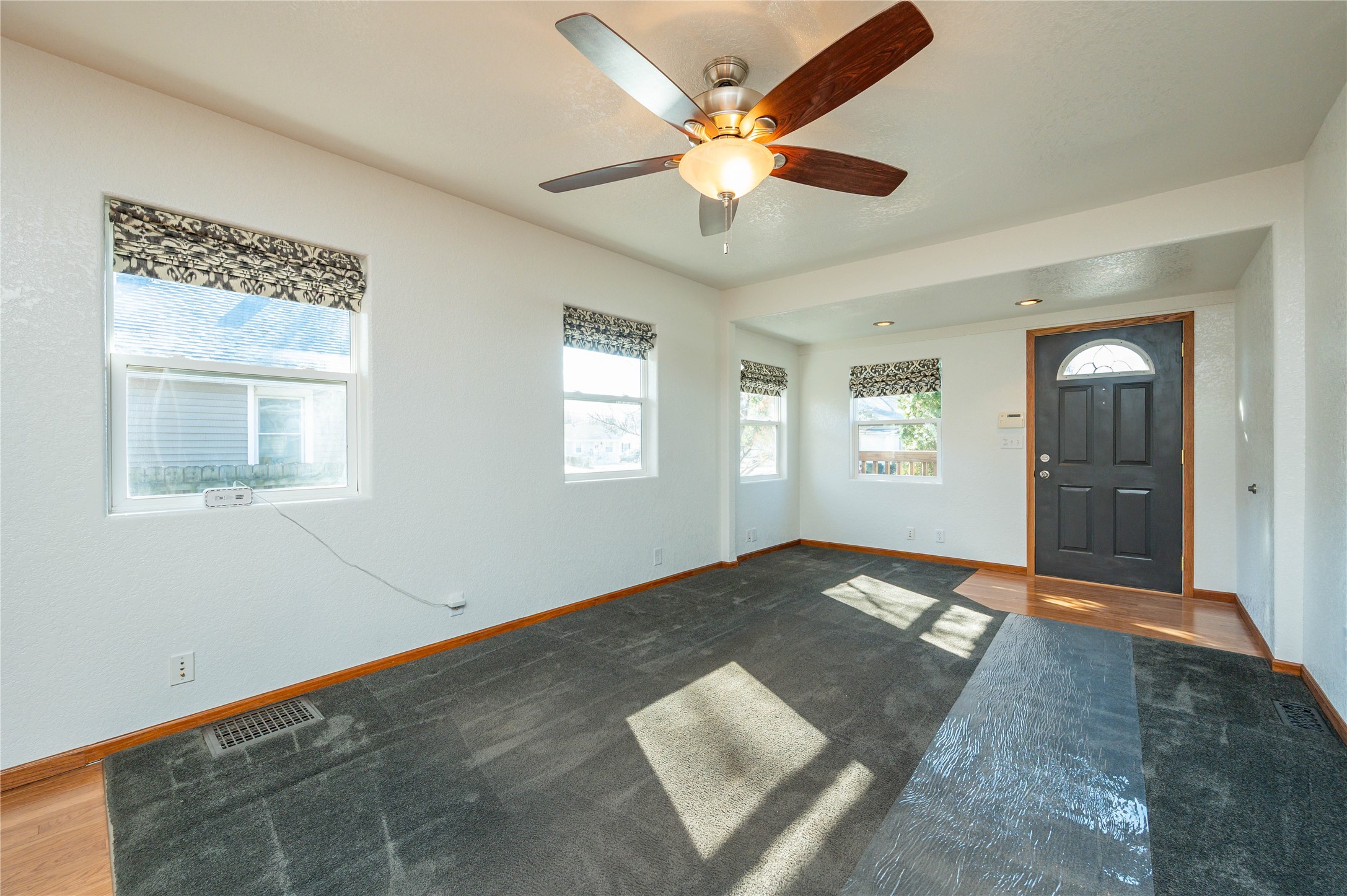 807 E 23rd Court