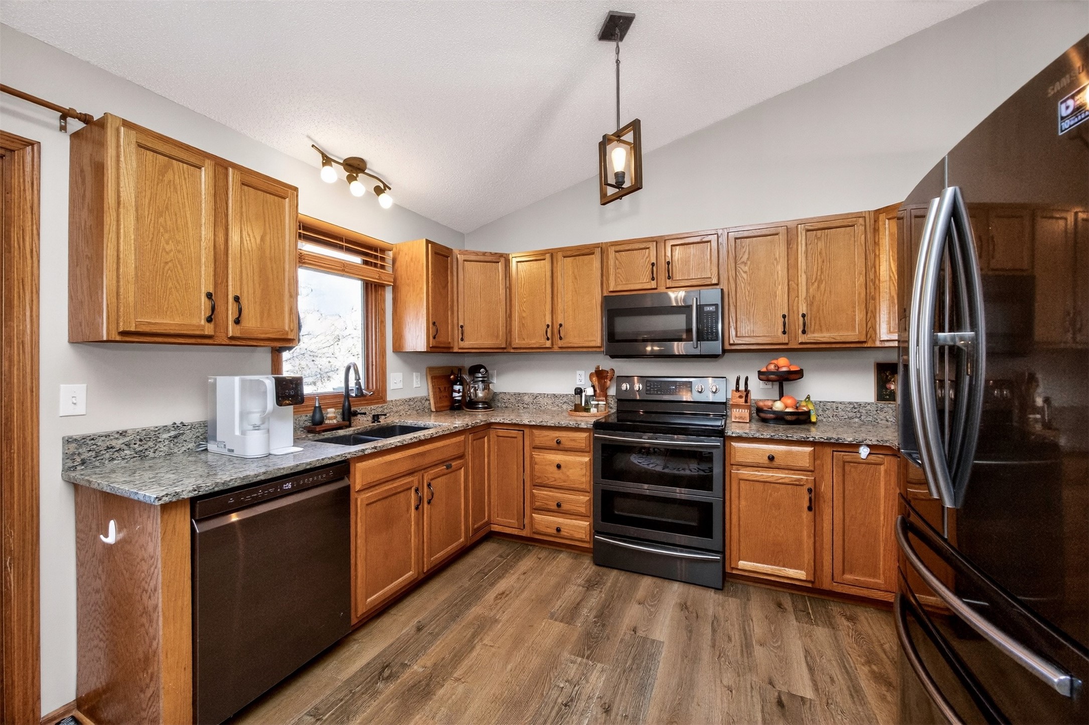 2810 SW Glenbrooke Boulevard