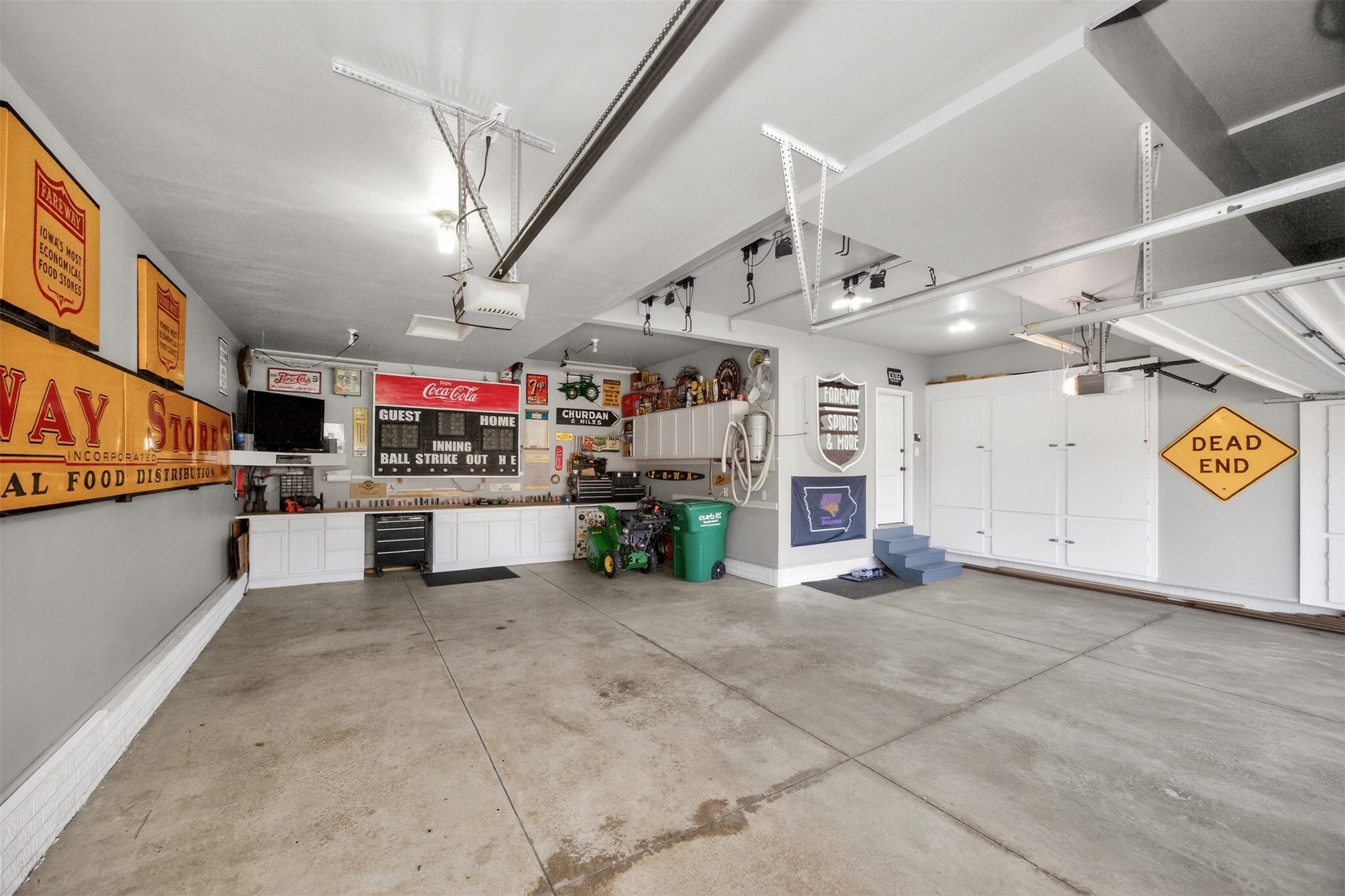 3917 SW Camden Circle