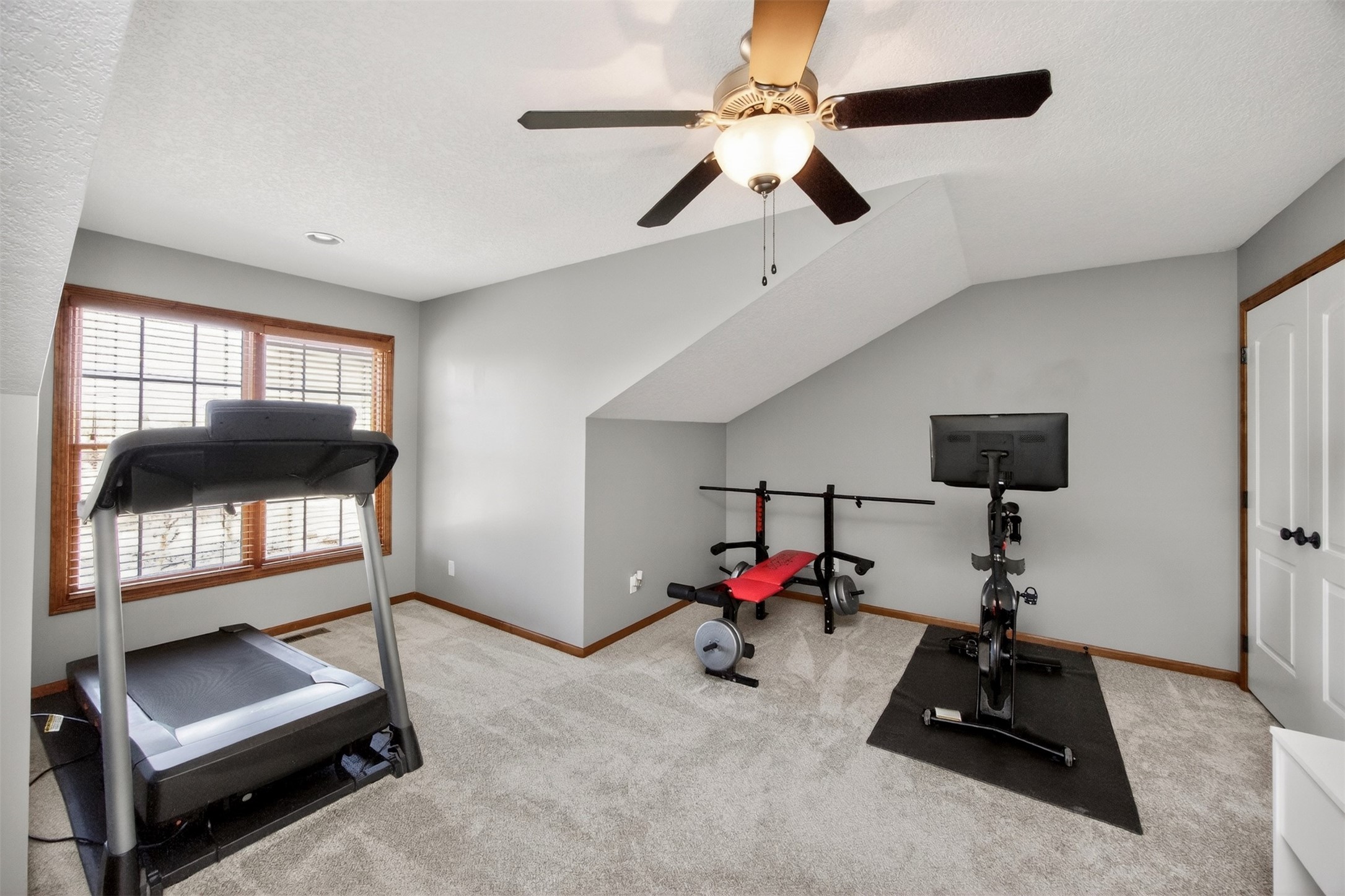 3917 SW Camden Circle