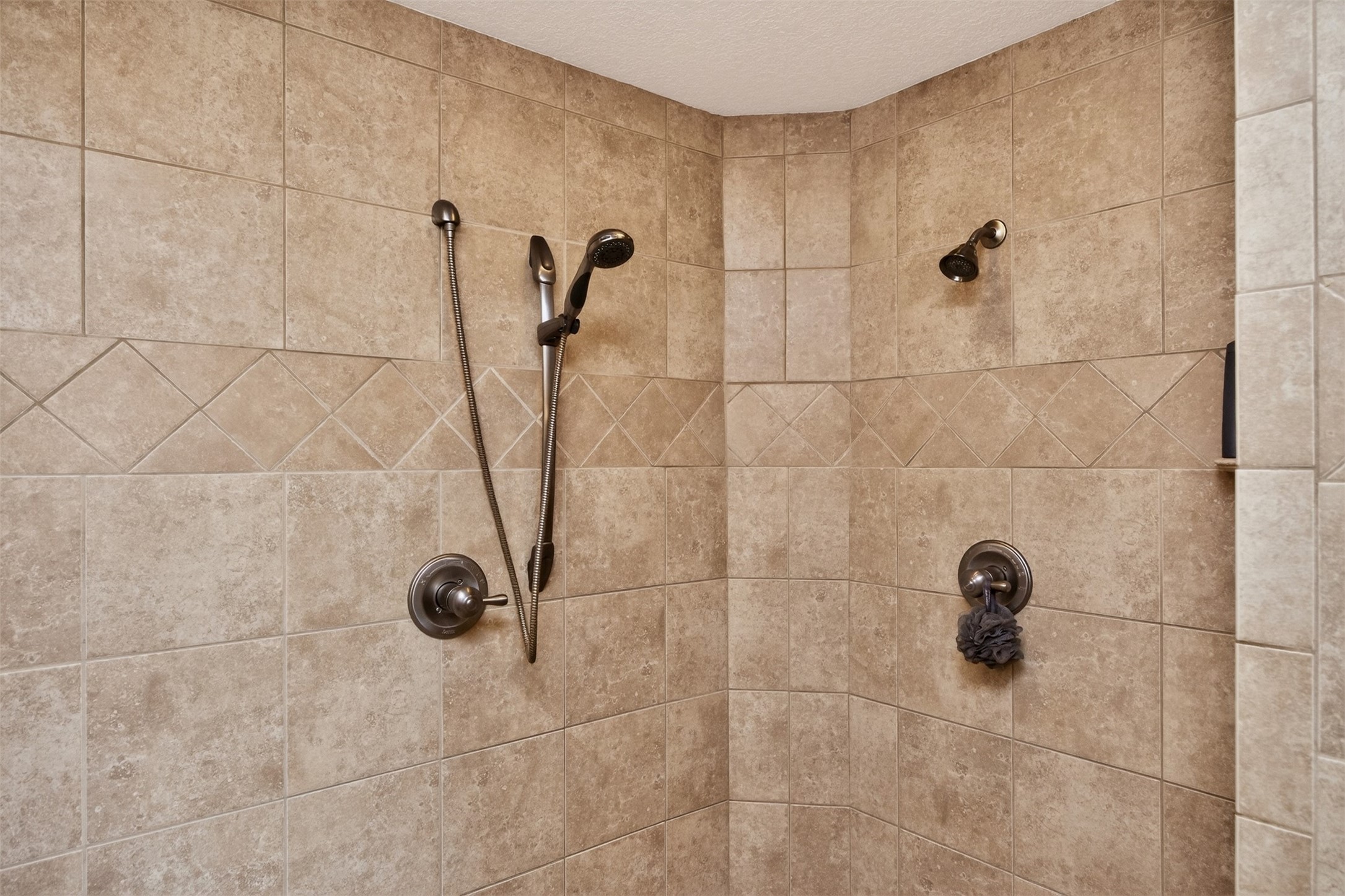 3917 SW Camden Circle