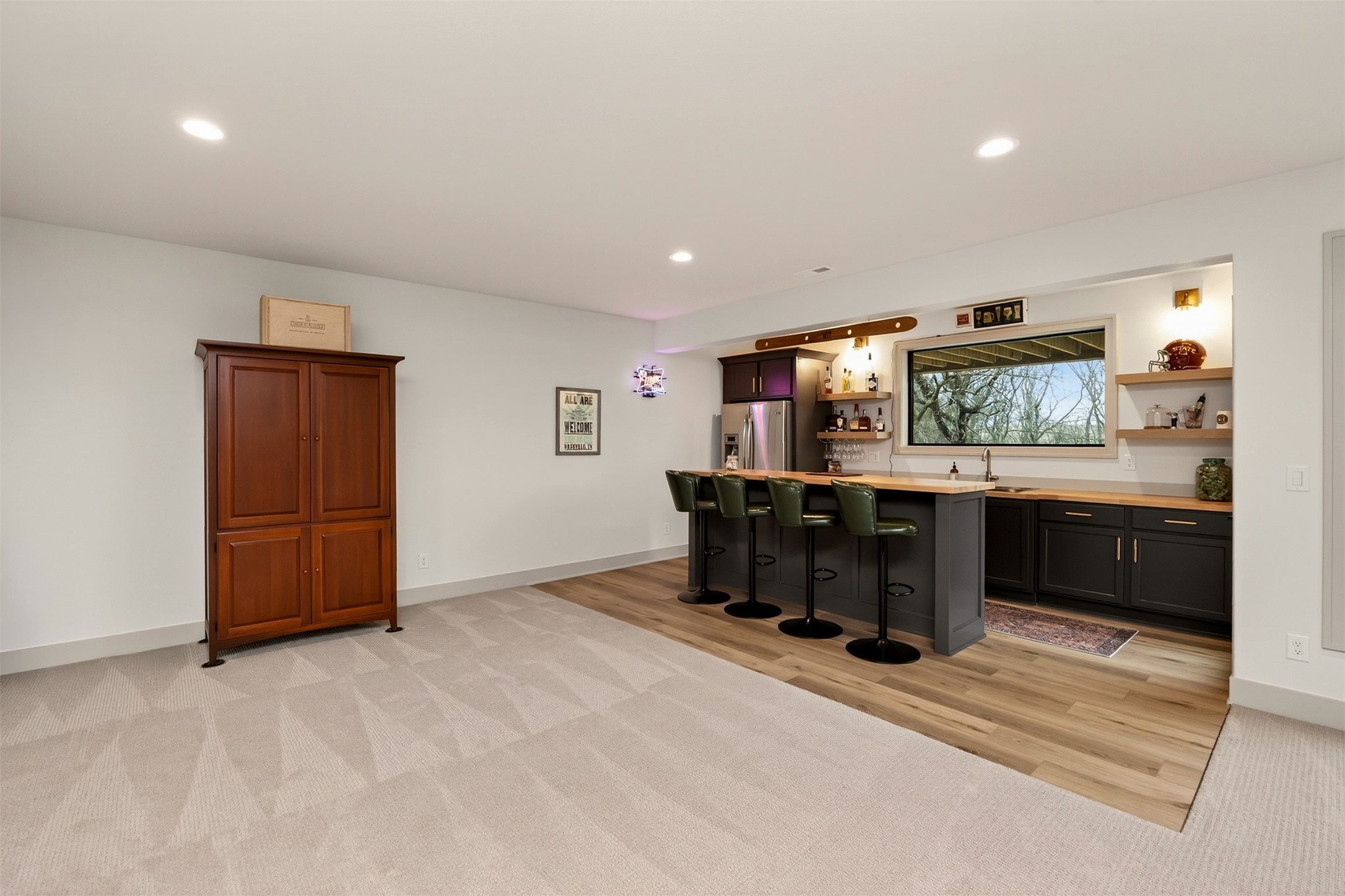 1005 W Aspen Ridge Circle