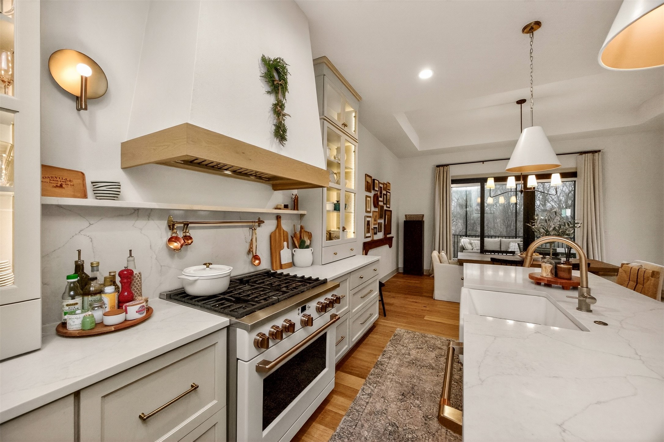 1005 W Aspen Ridge Circle