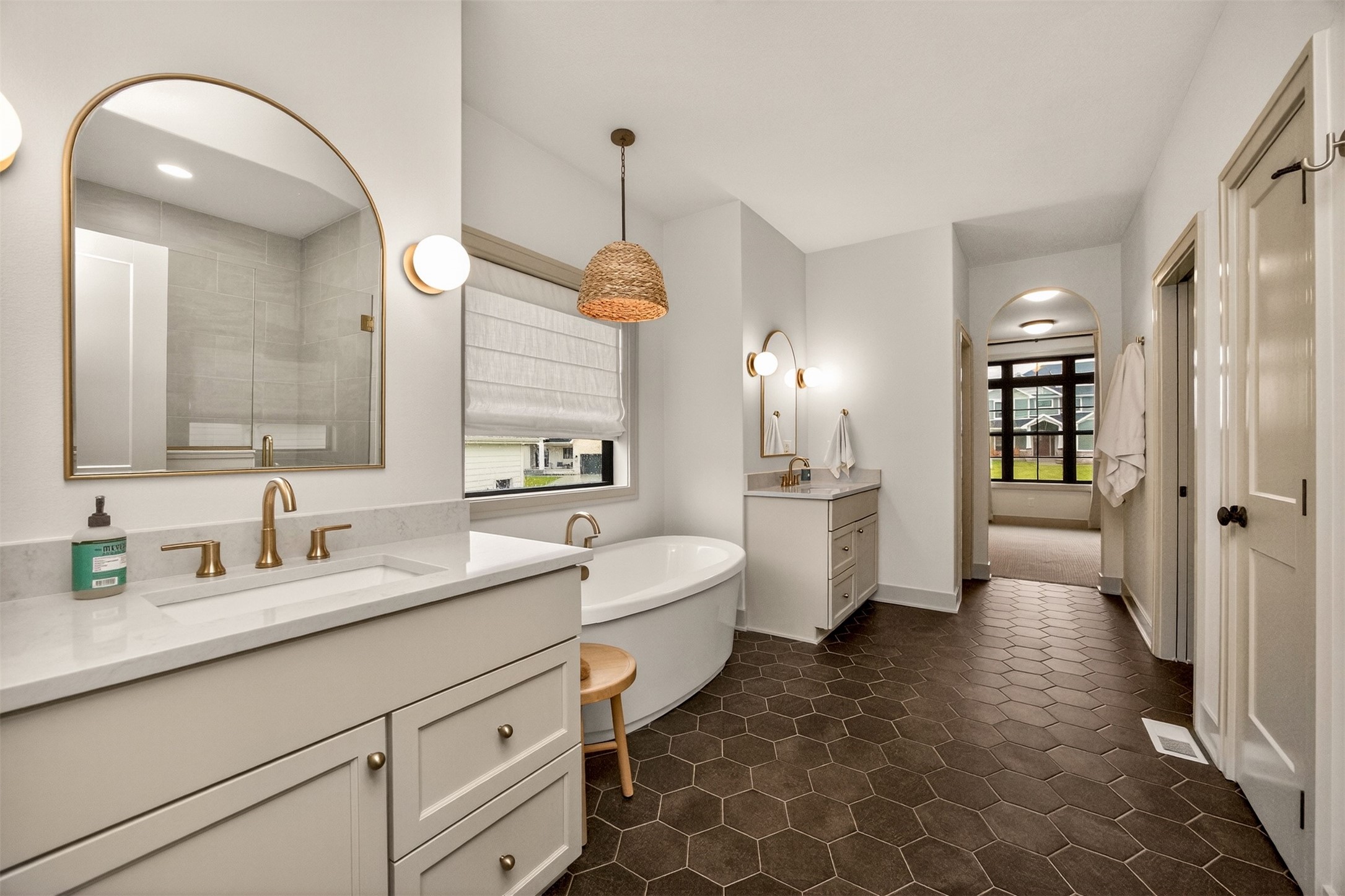 1005 W Aspen Ridge Circle