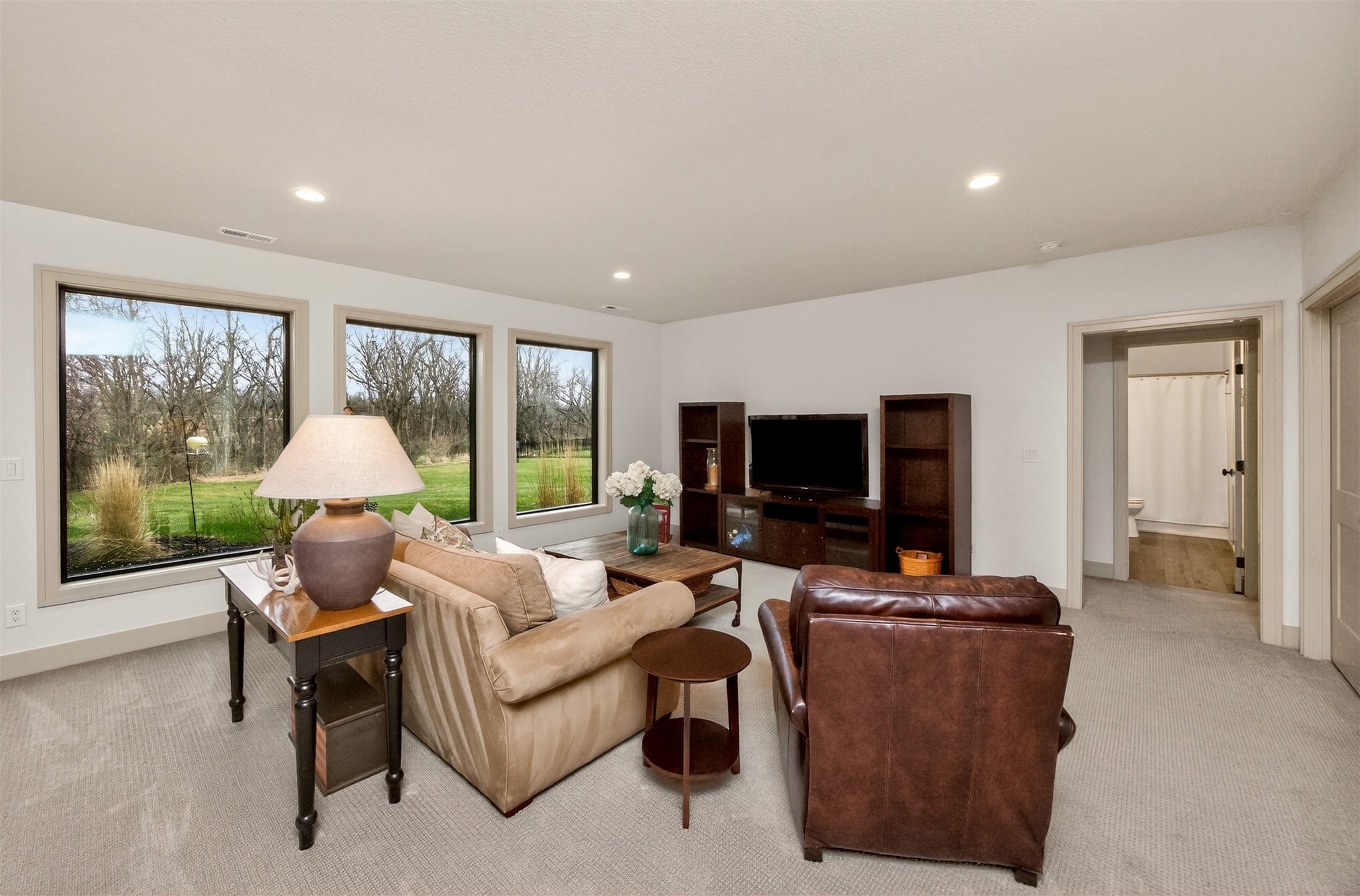 1005 W Aspen Ridge Circle