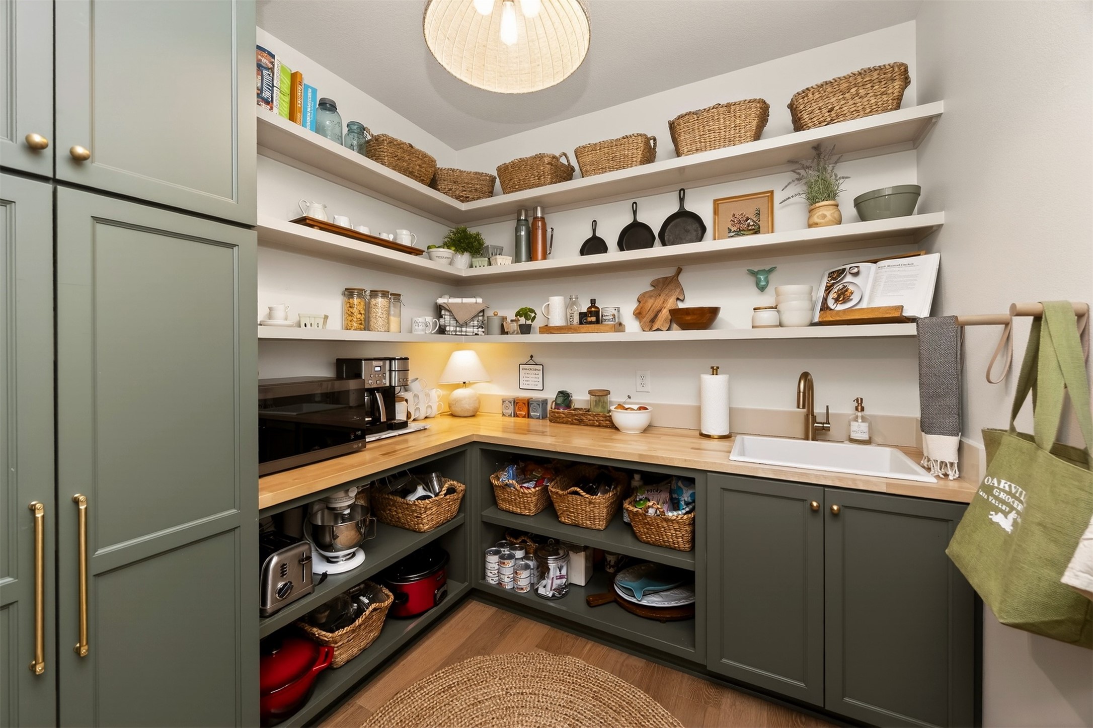 1005 W Aspen Ridge Circle