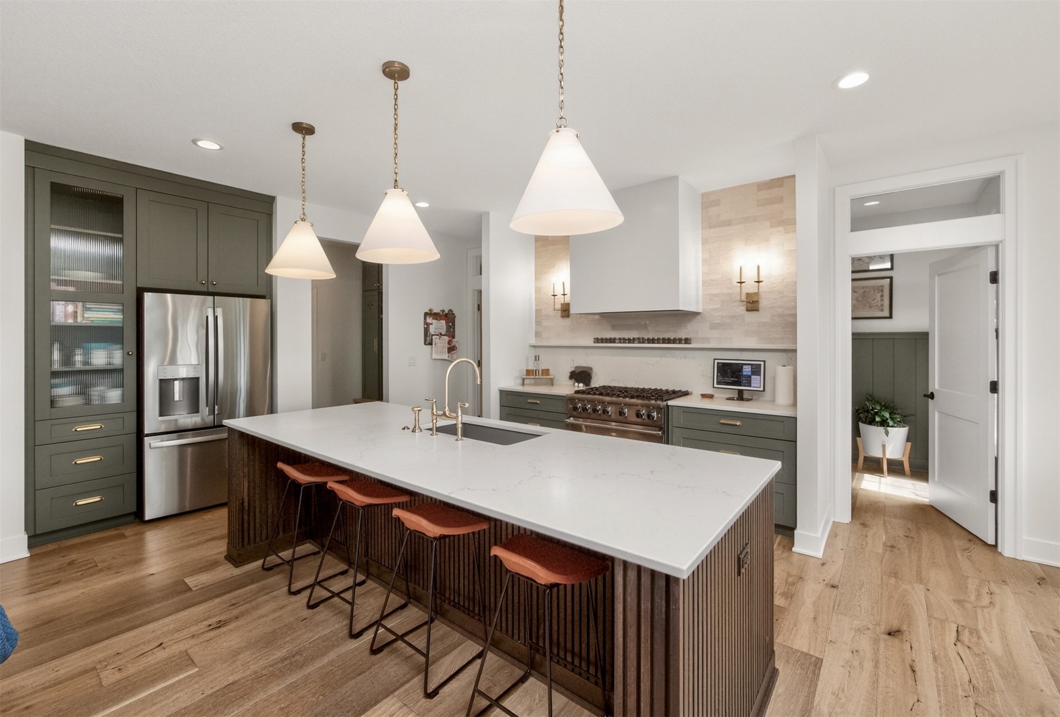 5822 NE Oak Drive
