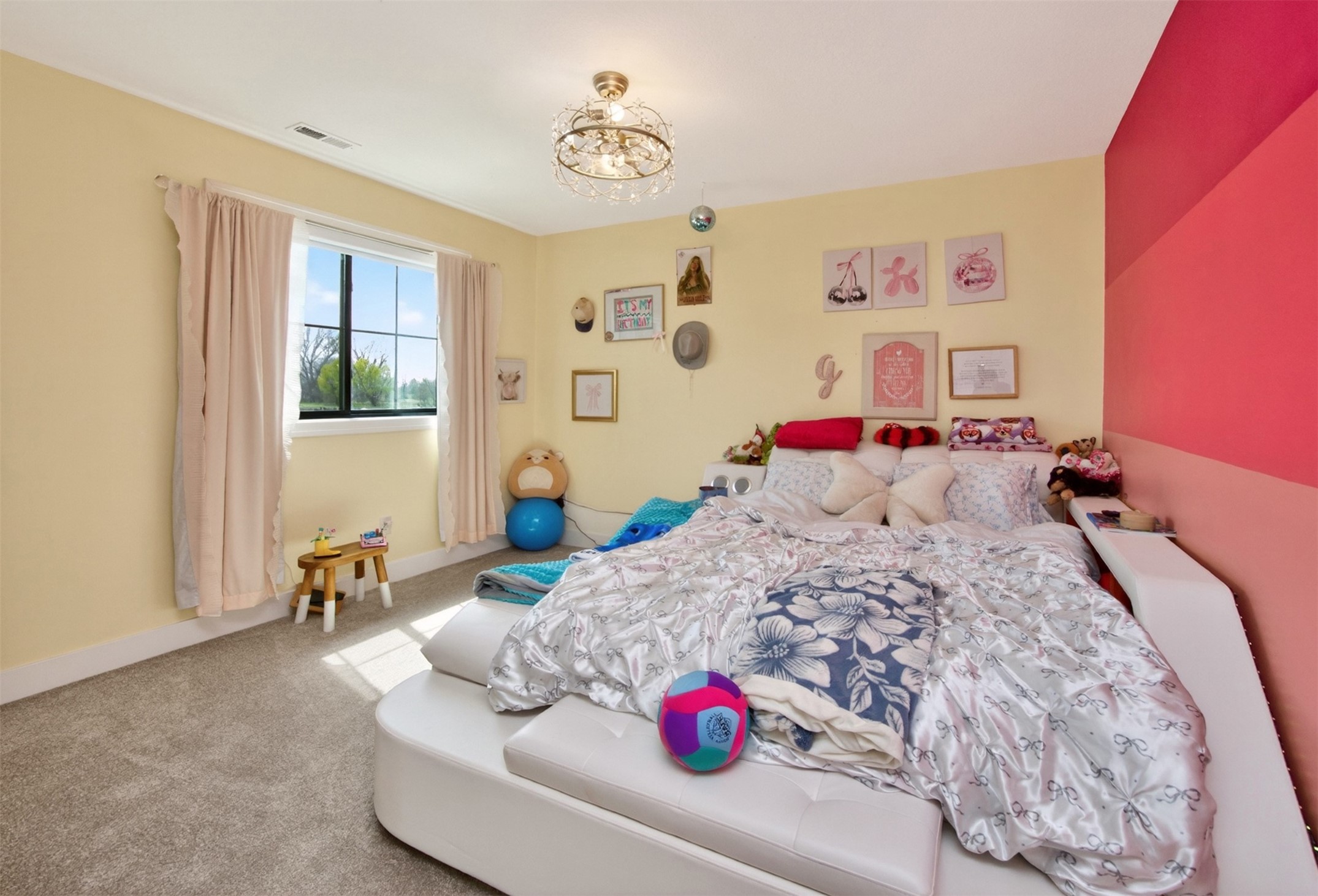5822 NE Oak Drive