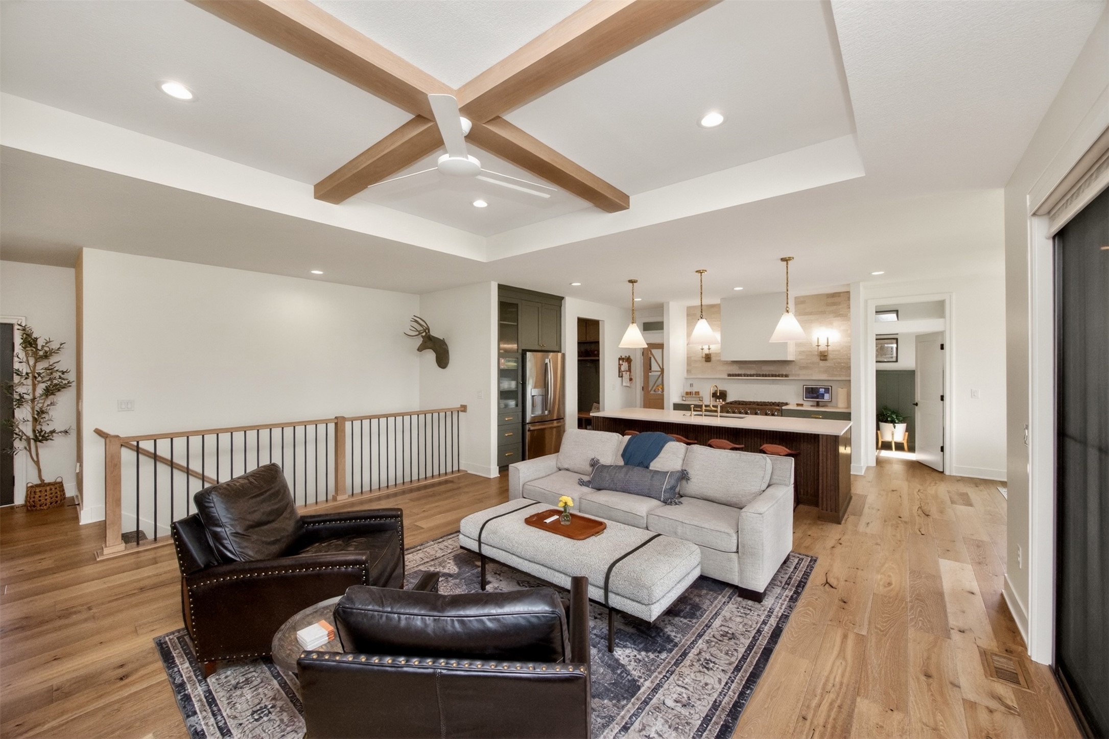 5822 NE Oak Drive