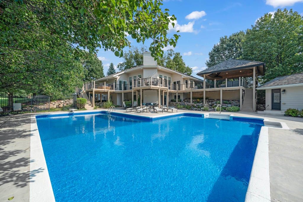 35087 Burgundy Circle