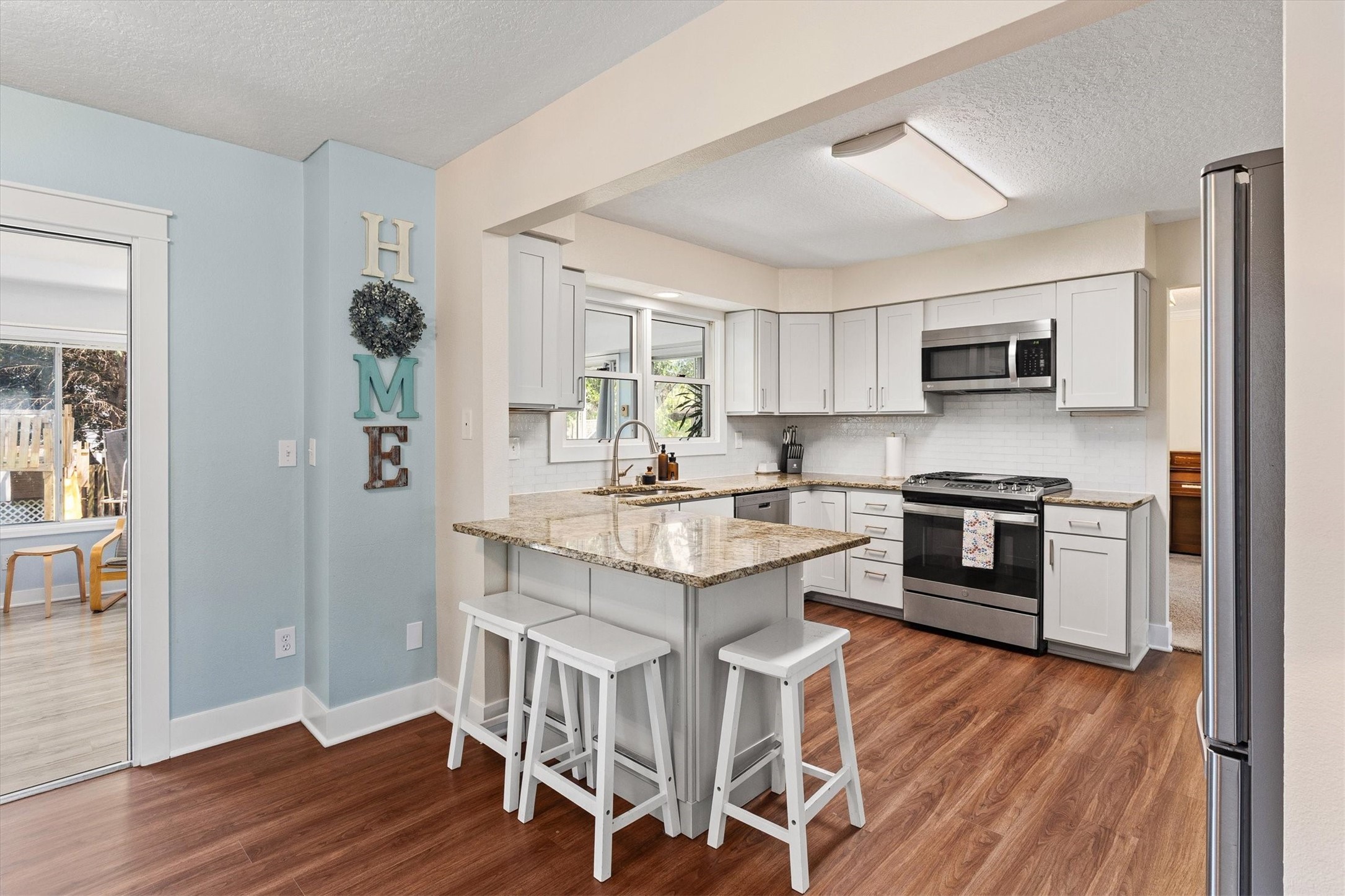 817 SE Rio Circle