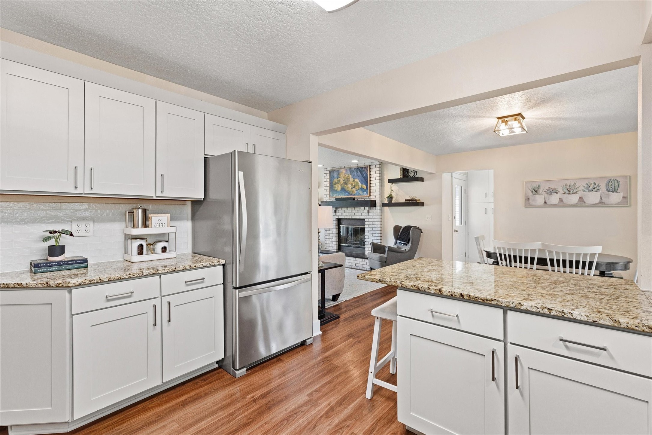 817 SE Rio Circle