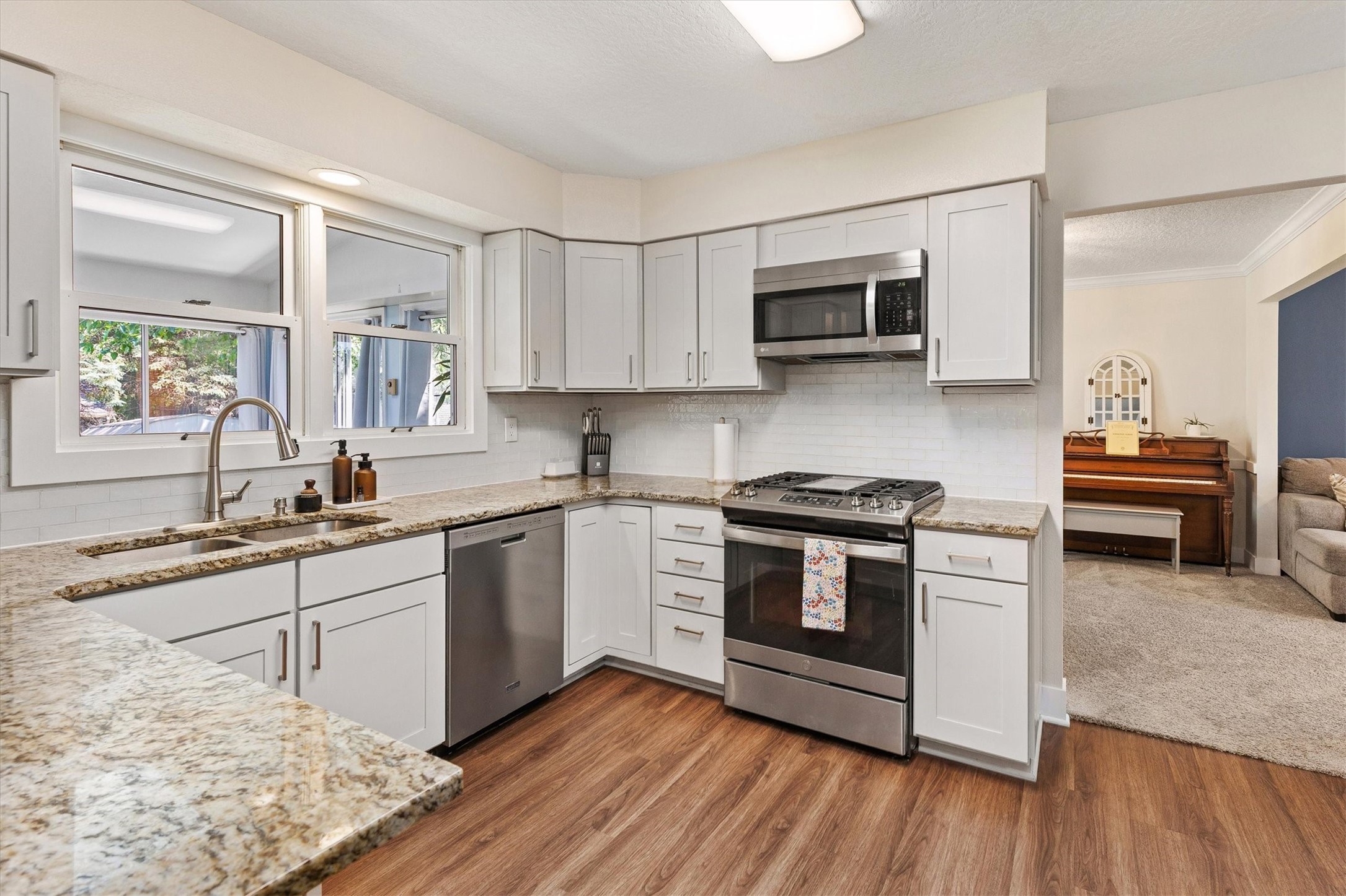 817 SE Rio Circle