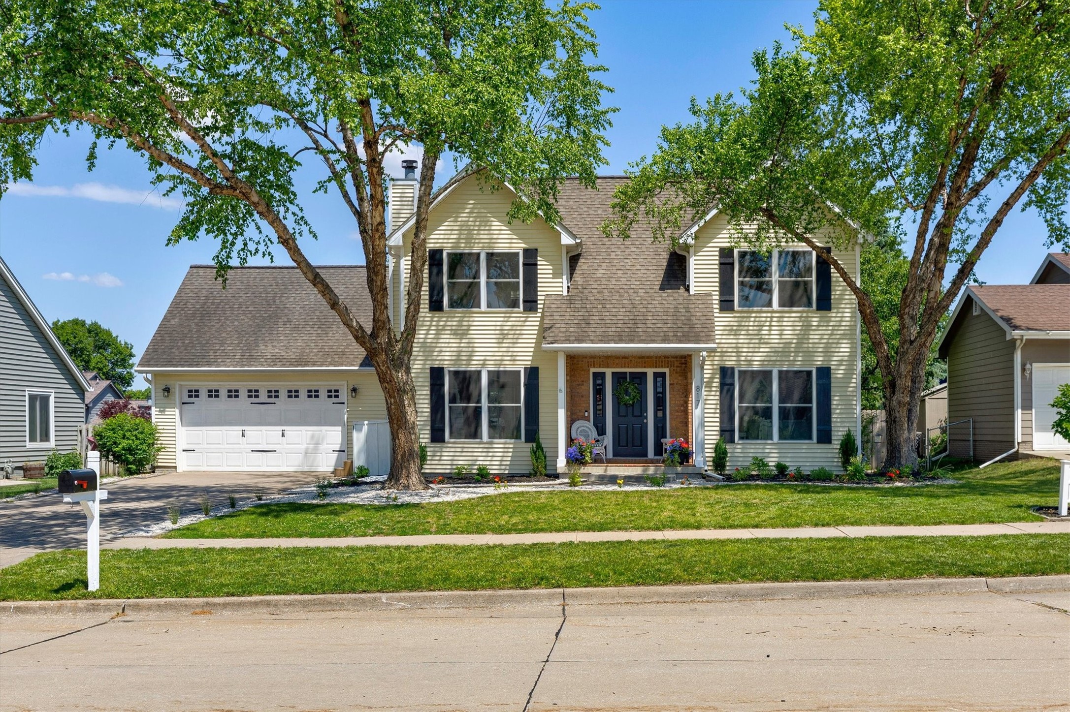 817 SE Rio Circle