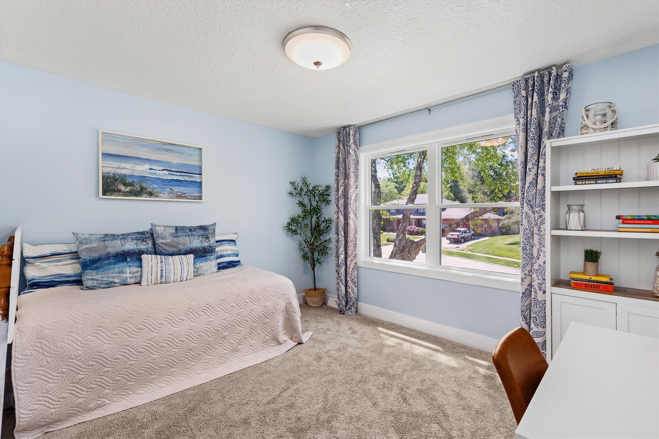 817 SE Rio Circle
