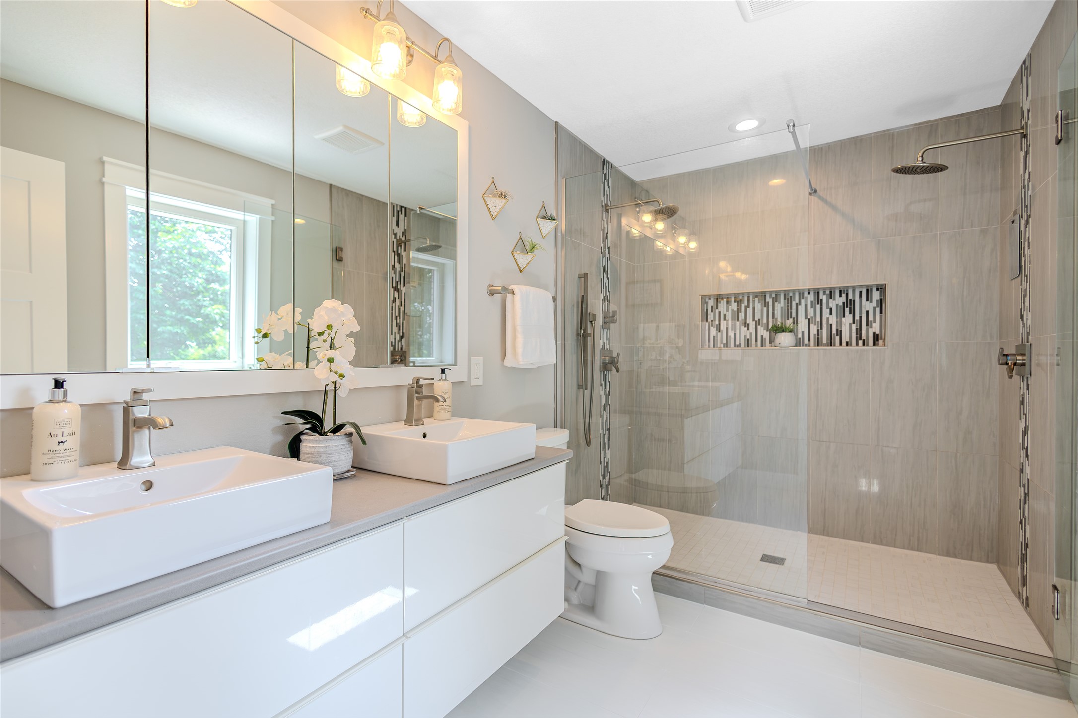 305 NE 54th Street
