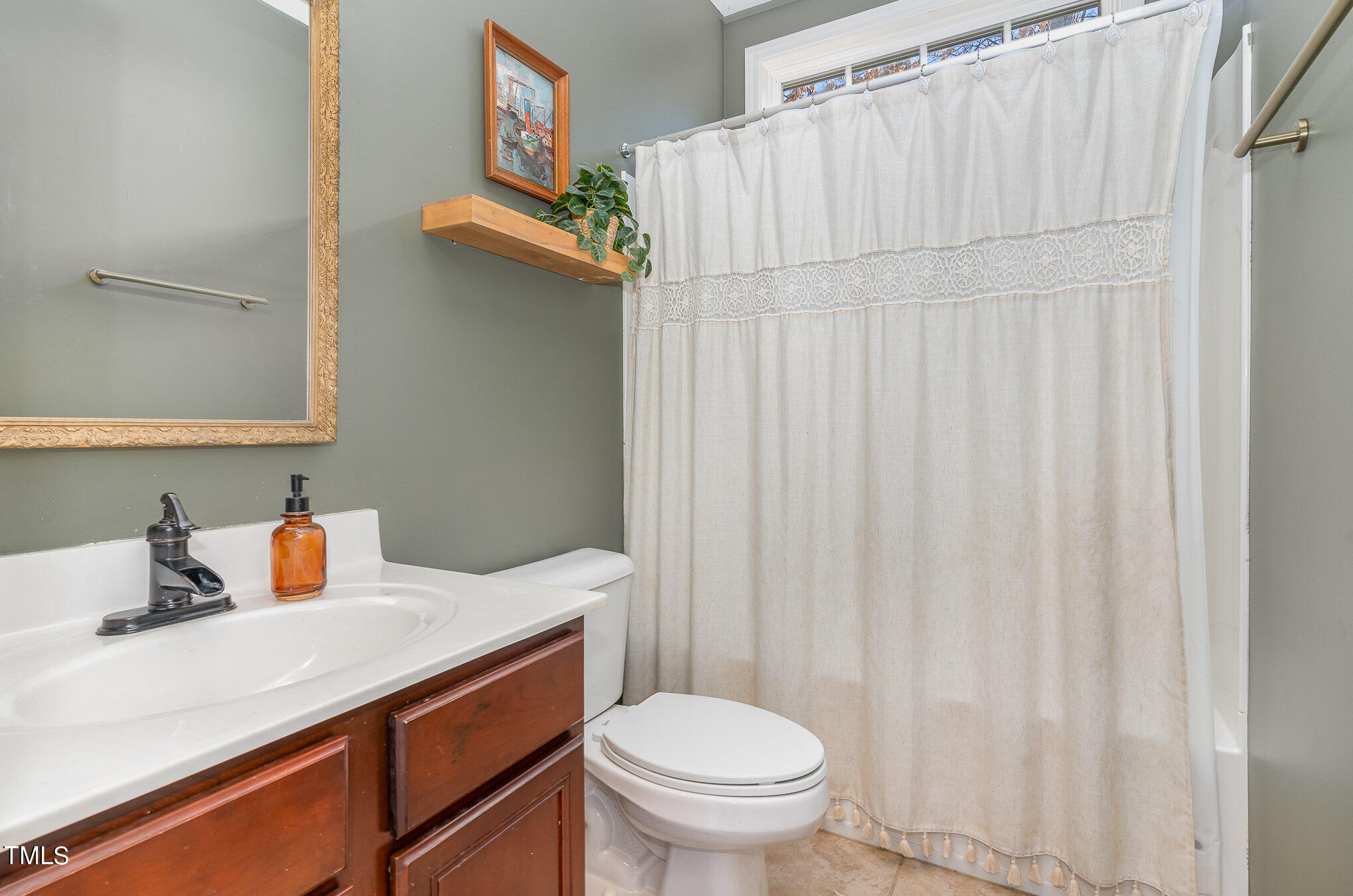 9205 Linslade Way