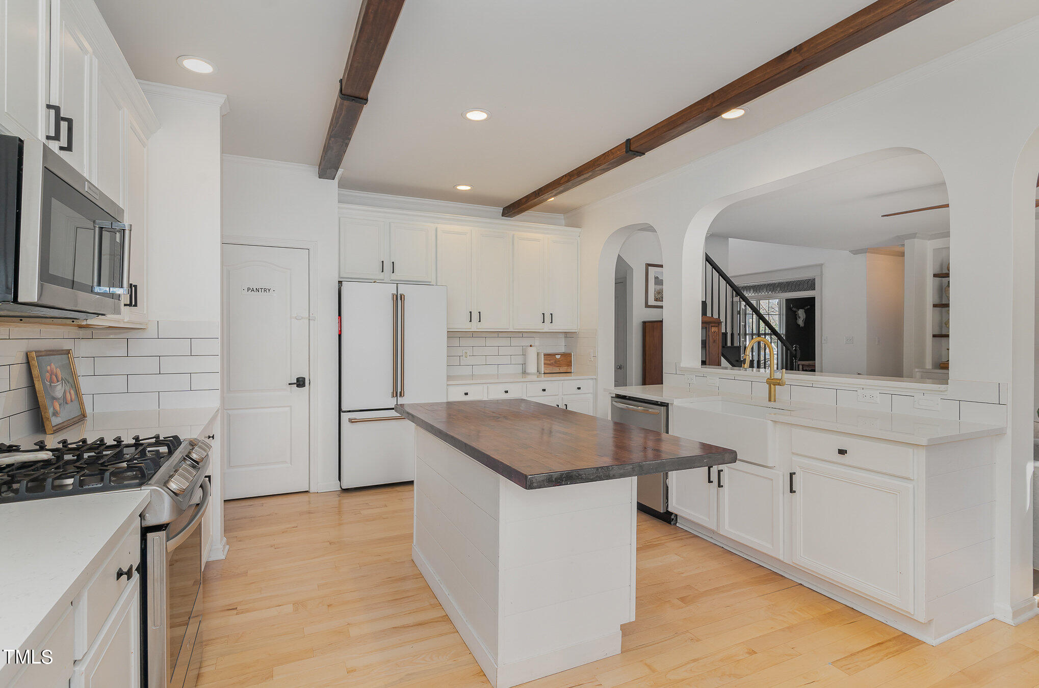 9205 Linslade Way