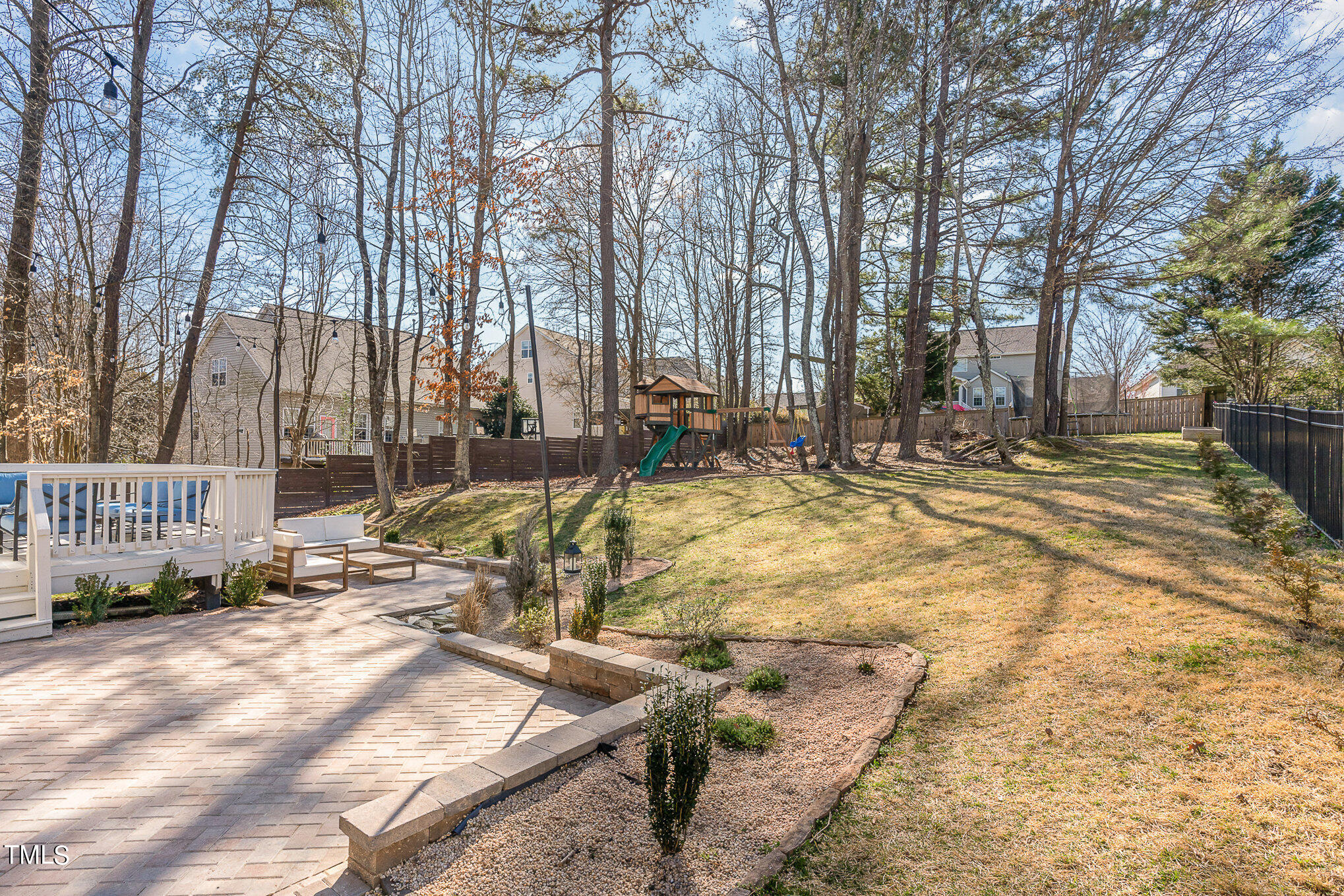 9205 Linslade Way