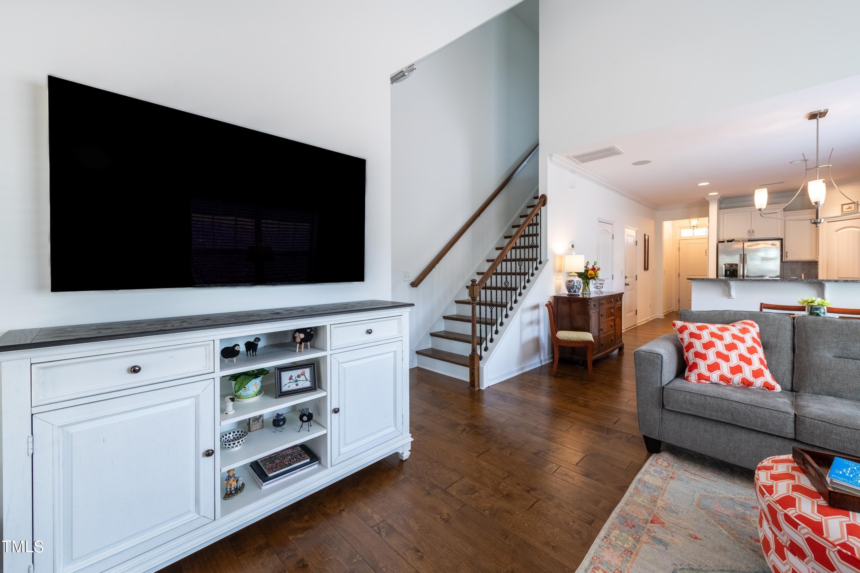 2705 Cypress Point Lane