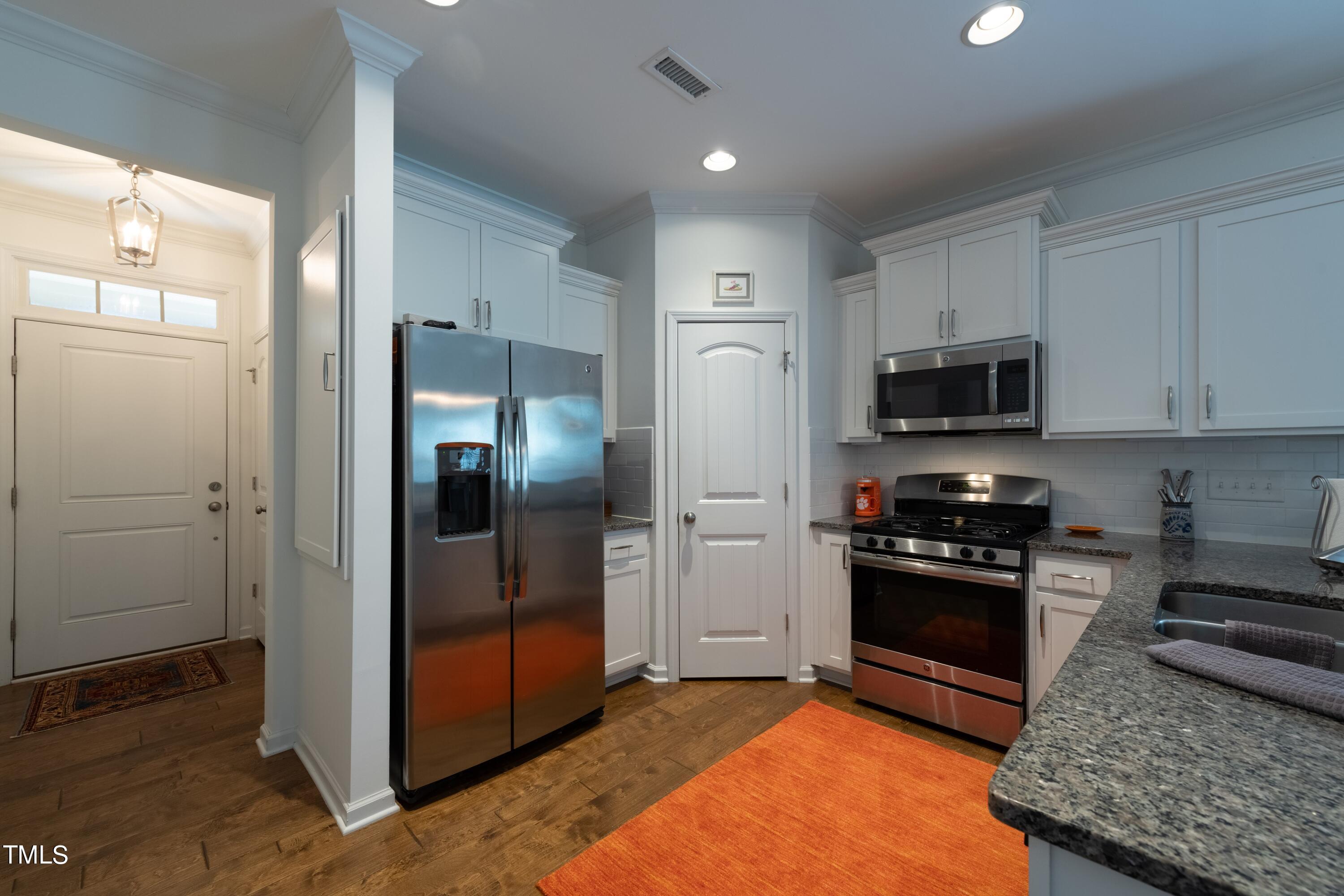 2705 Cypress Point Lane
