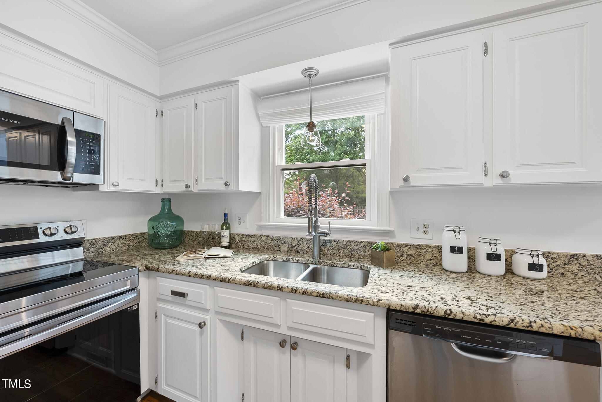 8917 Lindenshire Road