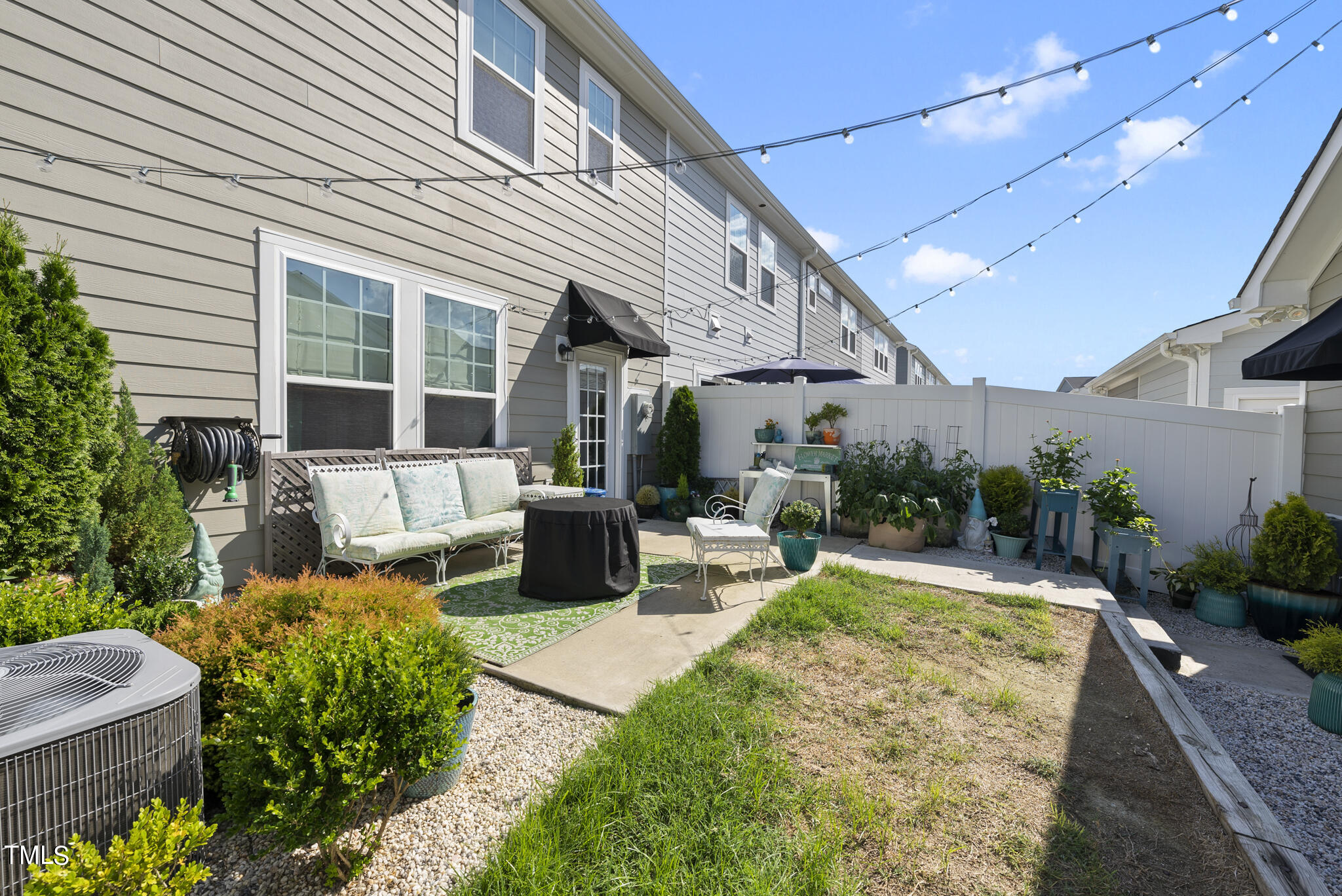 5423 Wallace Martin Way