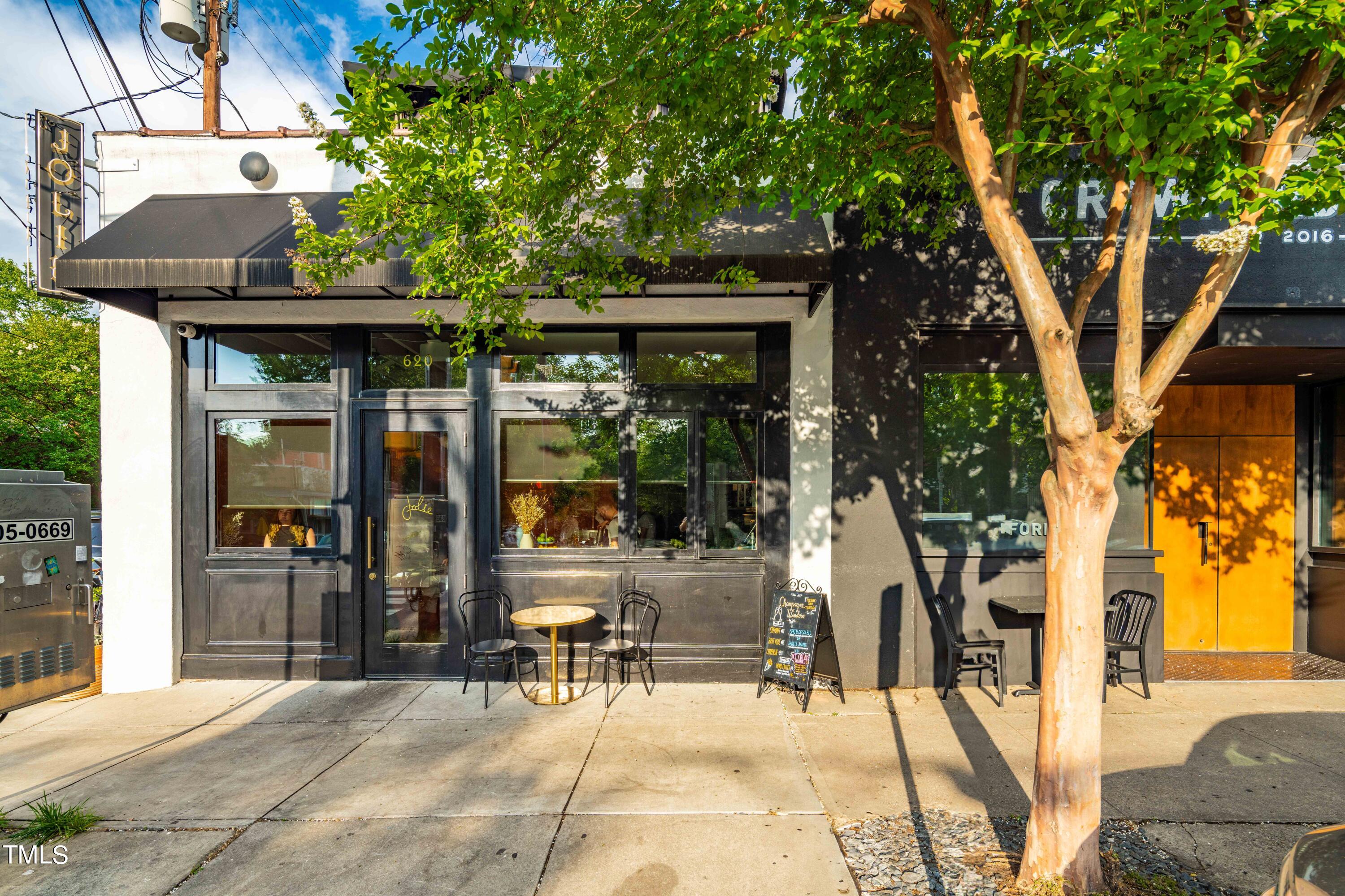 801 E Lane Street