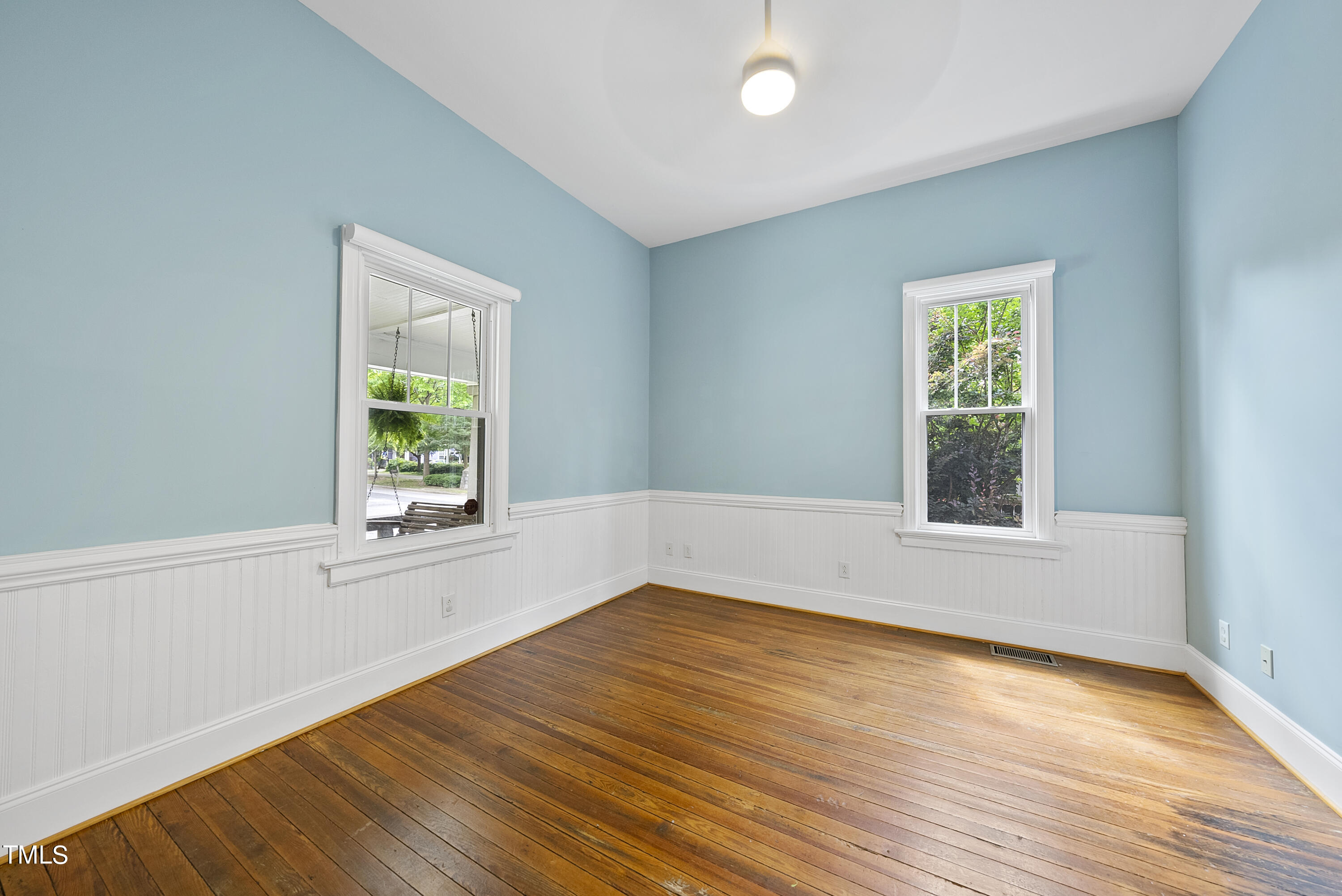 801 E Lane Street