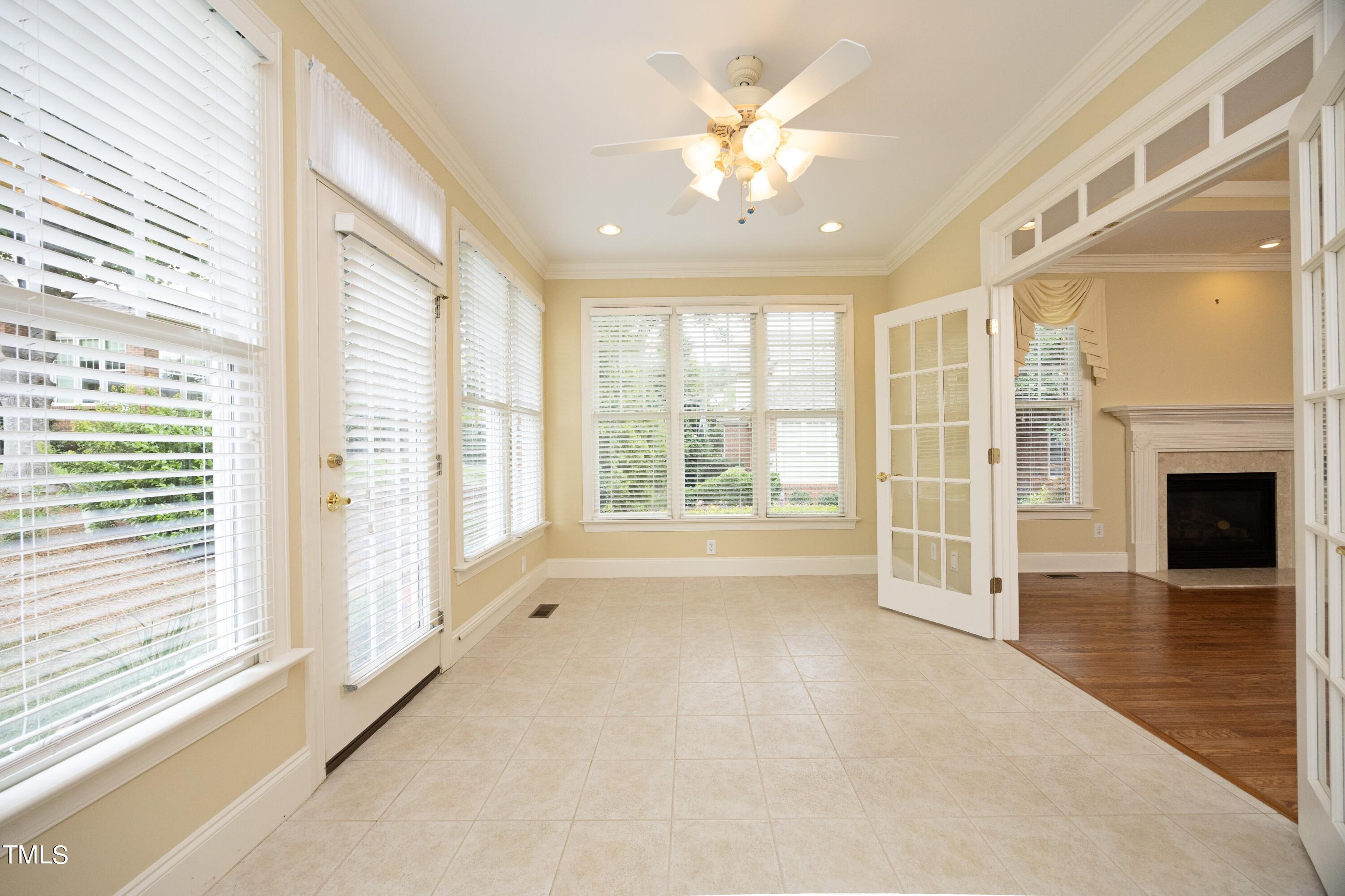 8805 Leeshire Lane